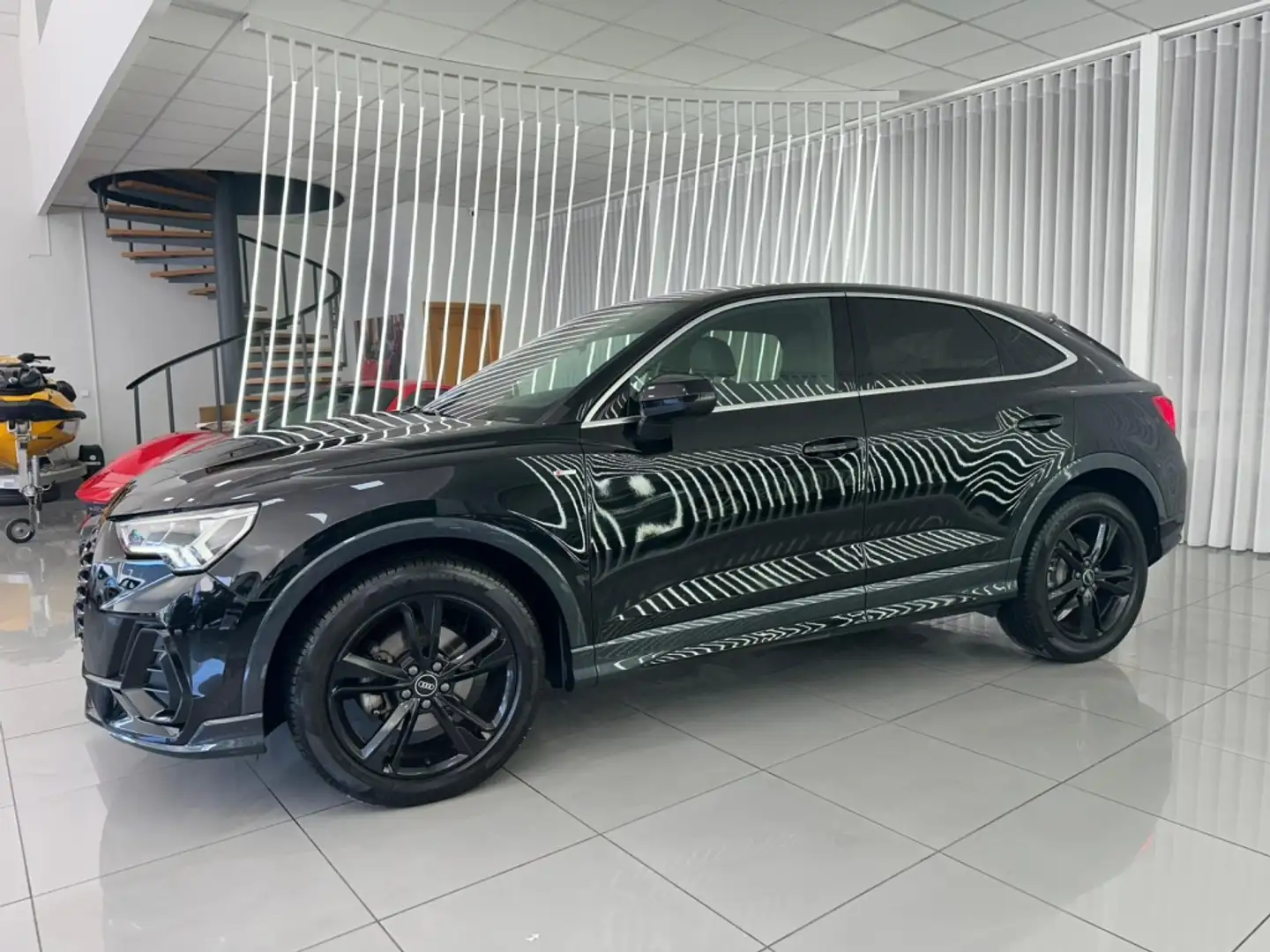 Audi Q3 Sportback 35 TDI S line S tronic Negro - 2