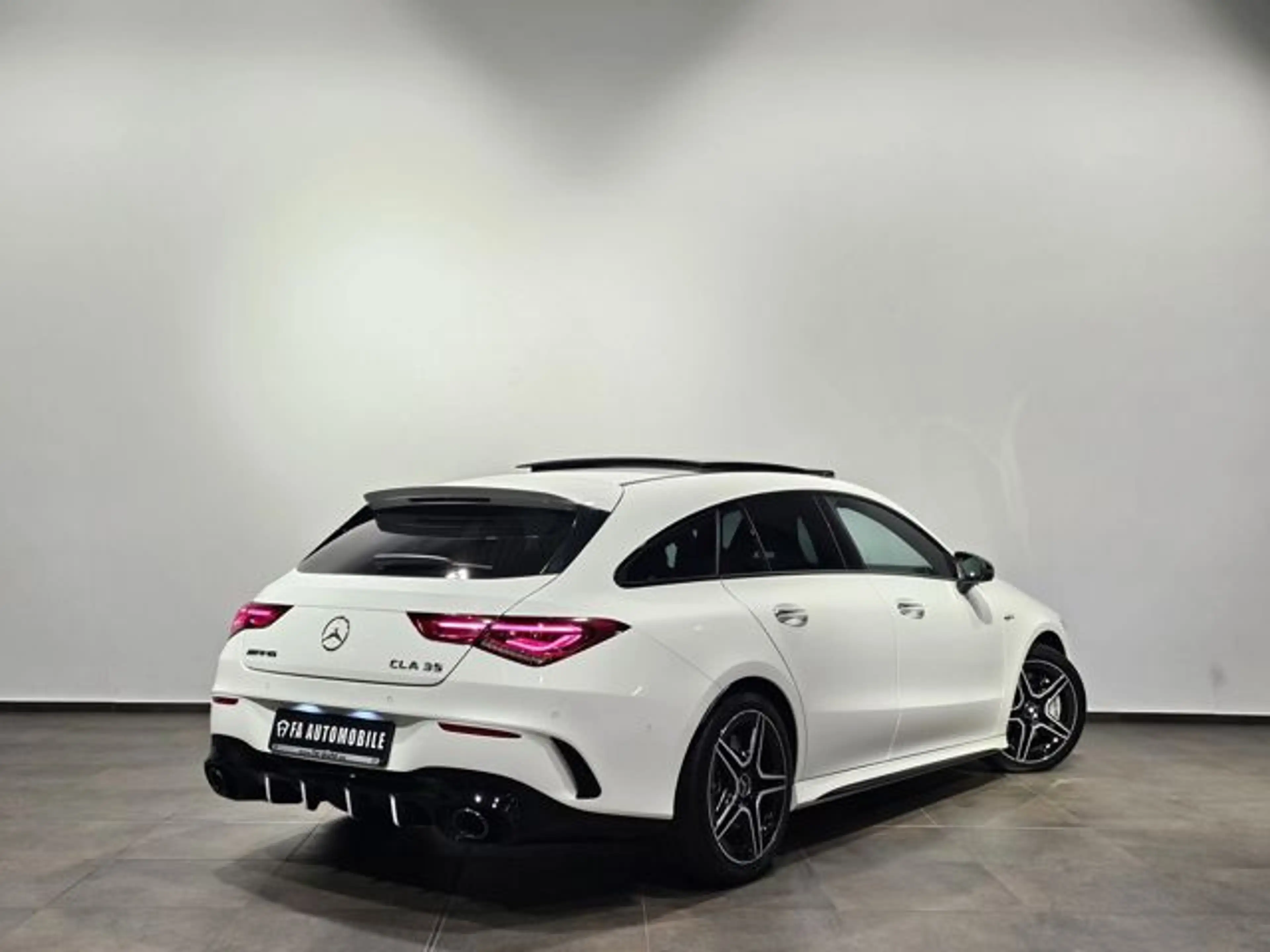 Mercedes-Benz CLA 35 AMG Shooting Brake Pano Led AHK KAMERA — photo 9