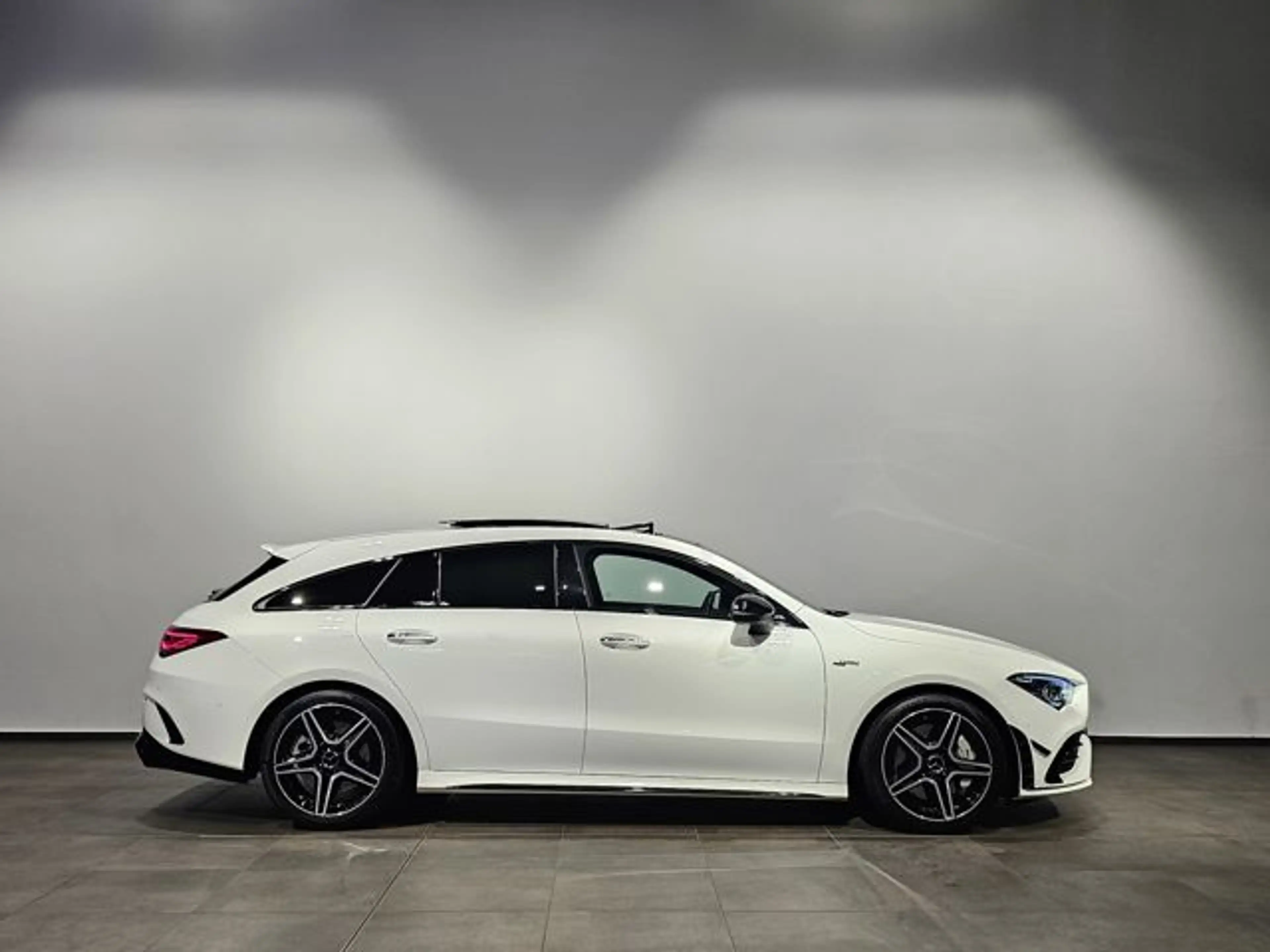 Mercedes-Benz CLA 35 AMG Shooting Brake Pano Led AHK KAMERA — photo 7