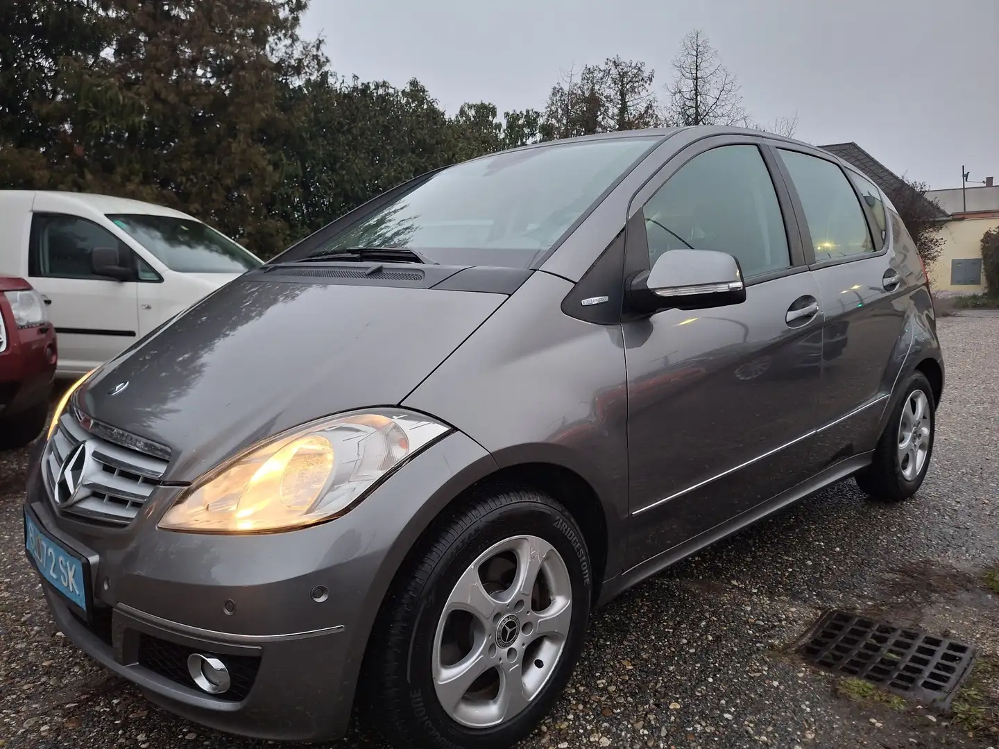 Mercedes-Benz A 160 A 160  AVANTGARDE; Parksensor rundum! nur 61TKM! Grau - 1