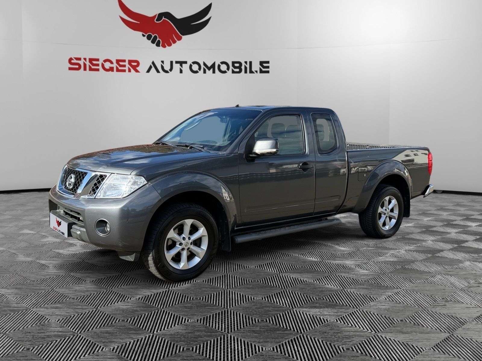 Second hand Nissan Navara 2.5