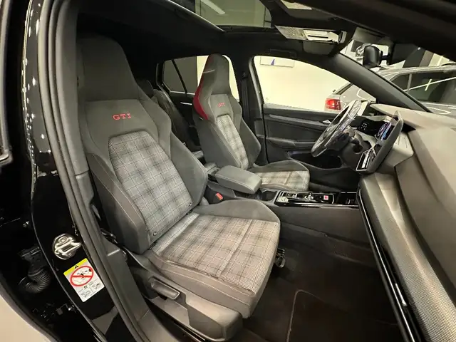 Volkswagen Golf view 15