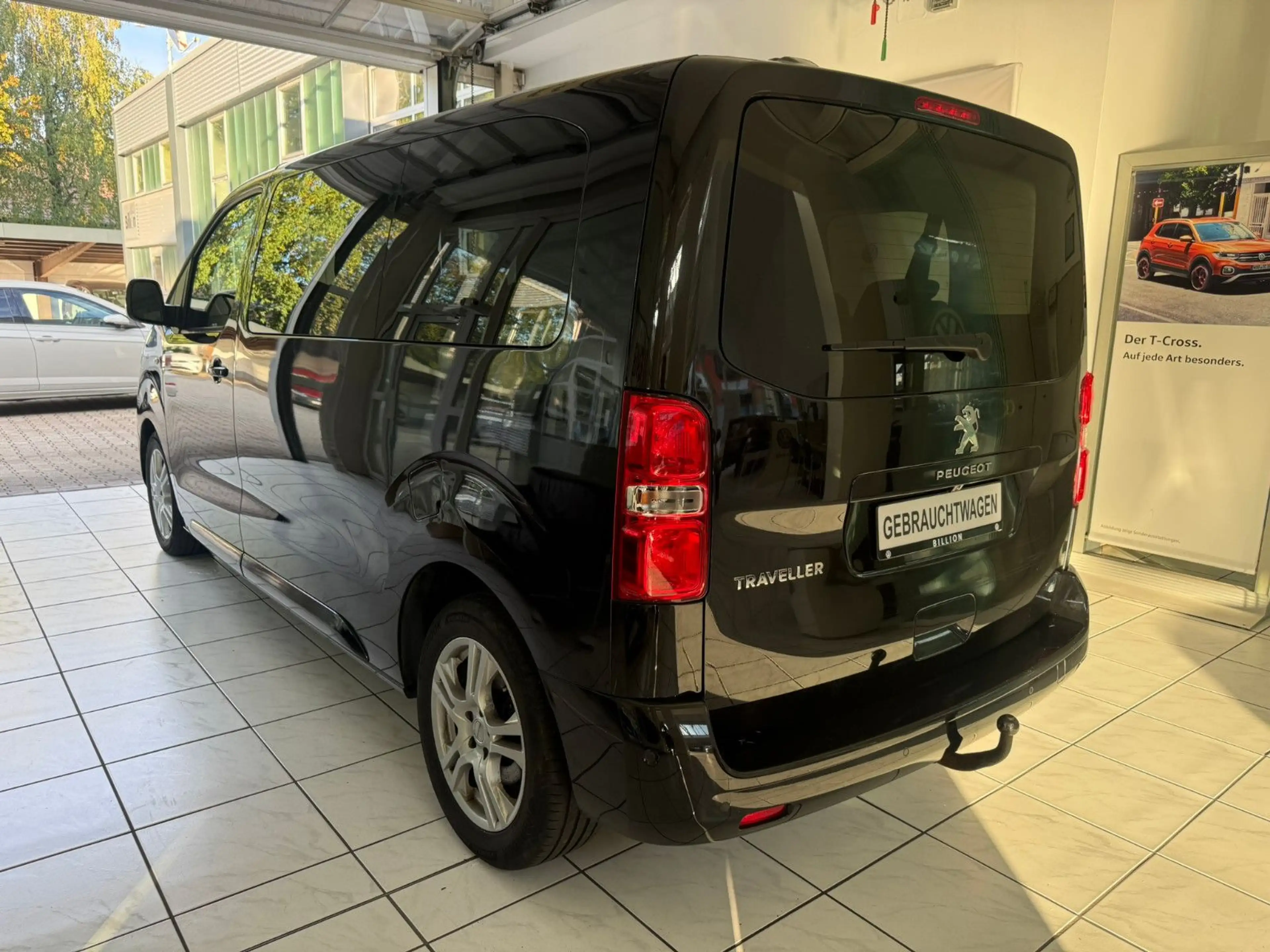 Peugeot Traveller 2.0 BlueHDi 150 L2 Active // AHK, 8-Si — photo 9