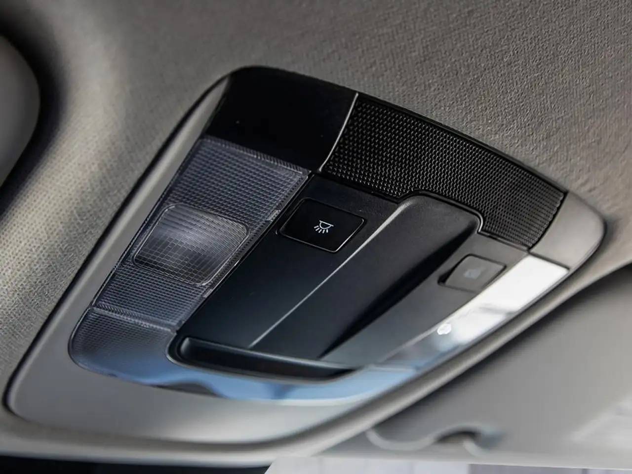 Kia Seltos снимка Kia Seltos