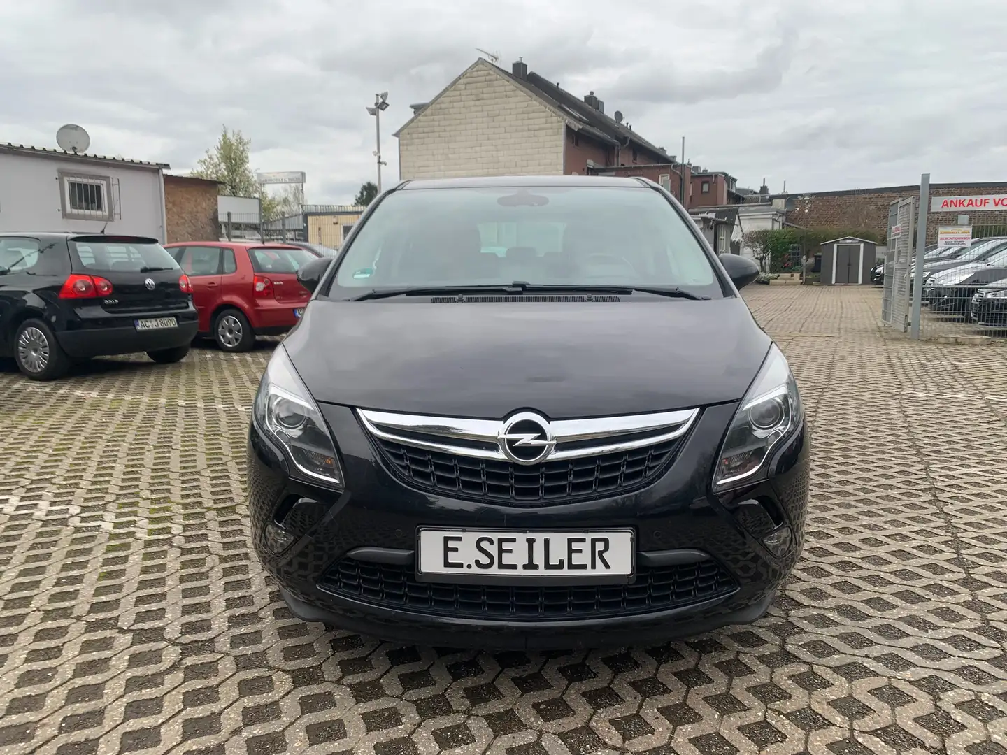 Opel Zafira Tourer 1,4i*7-Sitzer*Navi*Kamera* Fekete - 2