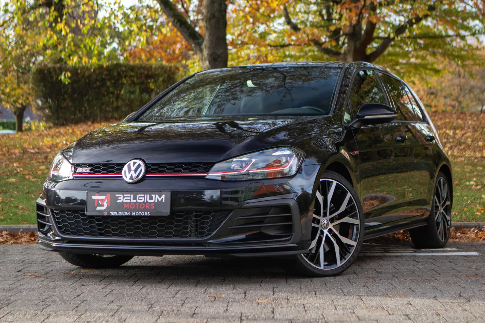 Volkswagen Golf GTI Performance DSG - Leather - Virtual - ACC Schwarz - 1
