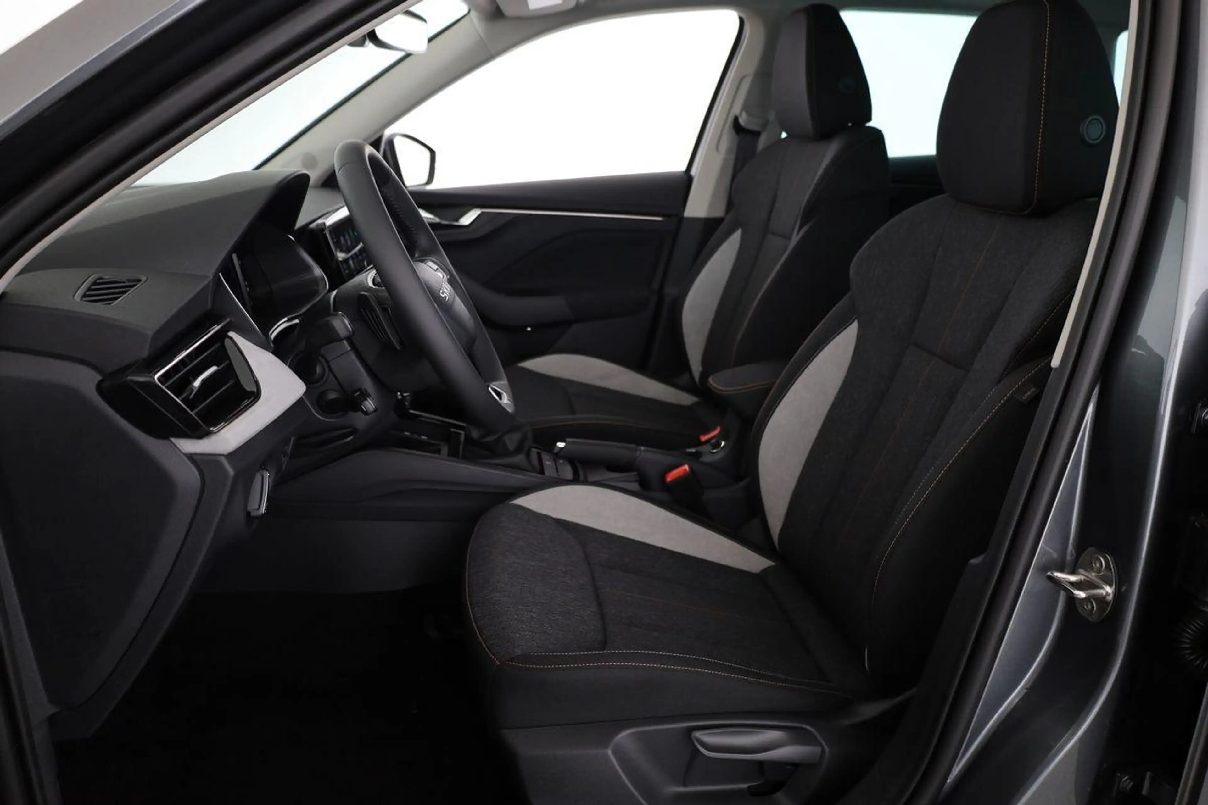 Skoda Kamiq Selection 1.0 TSI DSG Selection, LED, Kamera, A... — photo 10