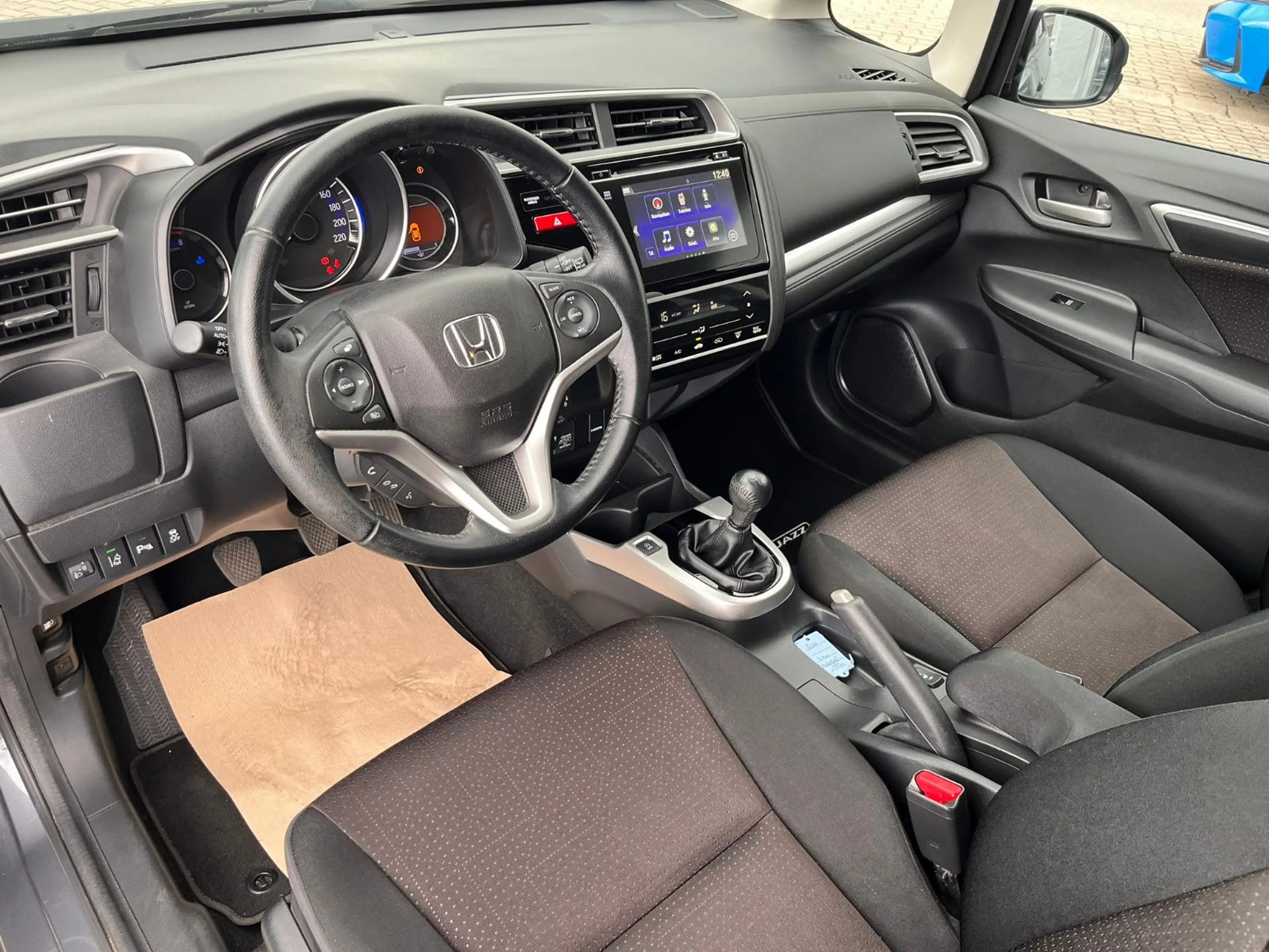 Honda Jazz 1.3 i-VTEC Elegance — photo 11