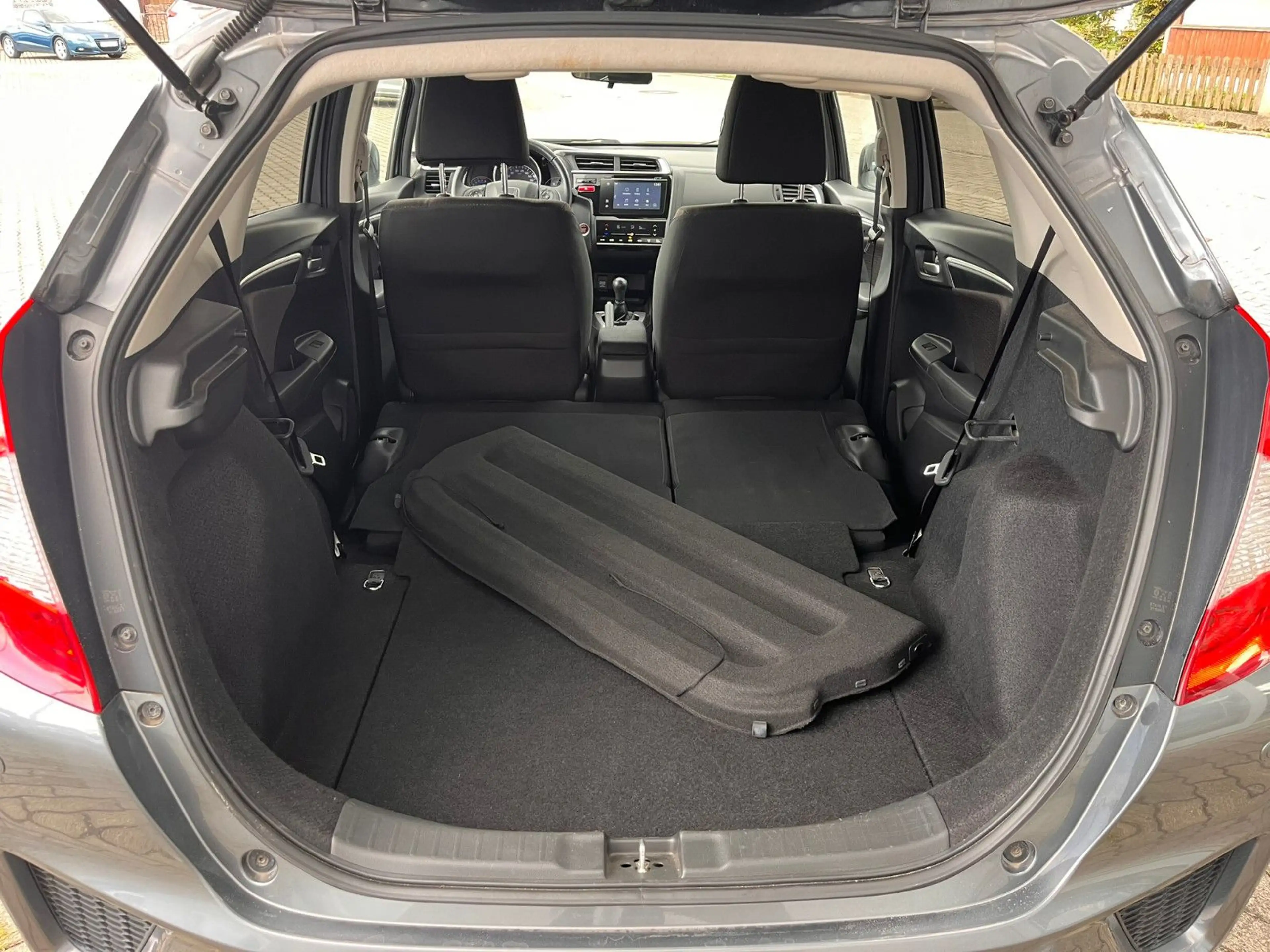 Honda Jazz 1.3 i-VTEC Elegance — photo 23