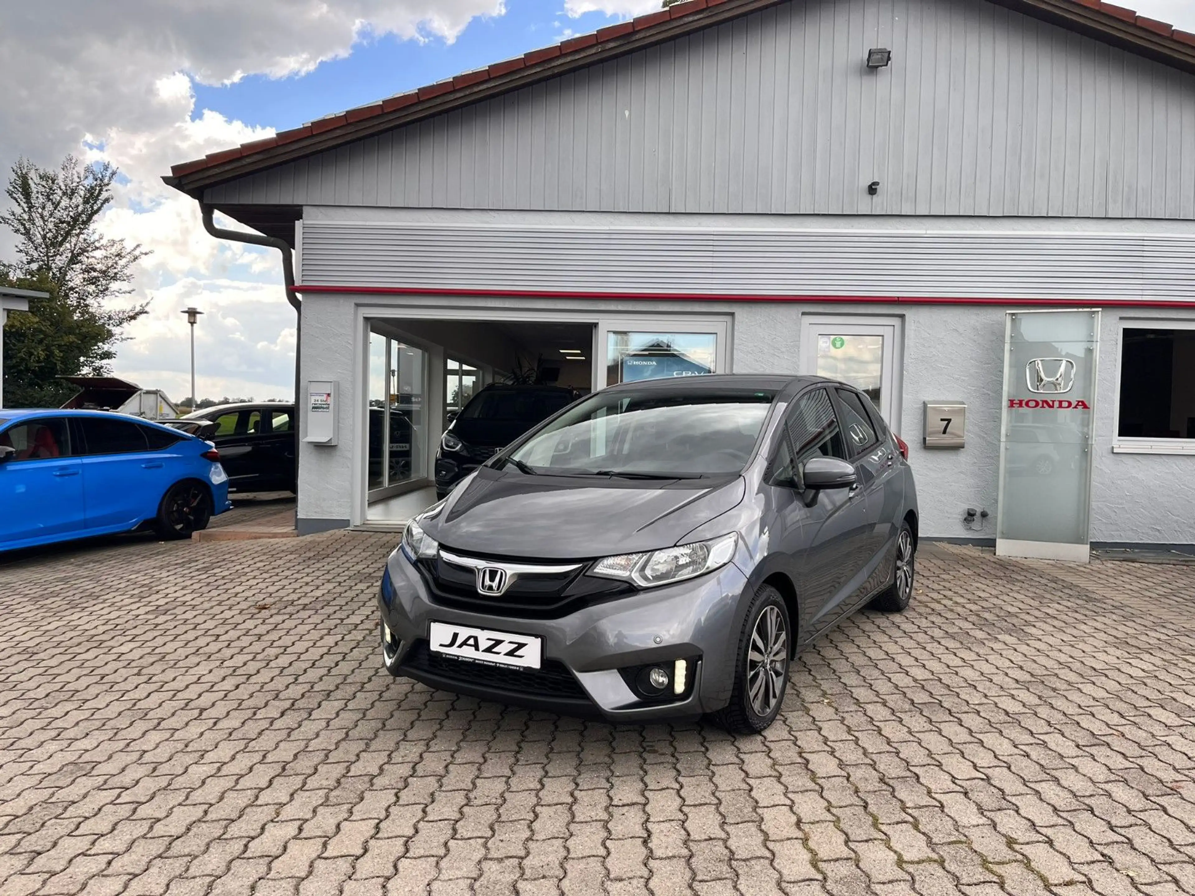 Honda Jazz 1.3 i-VTEC Elegance — photo 25