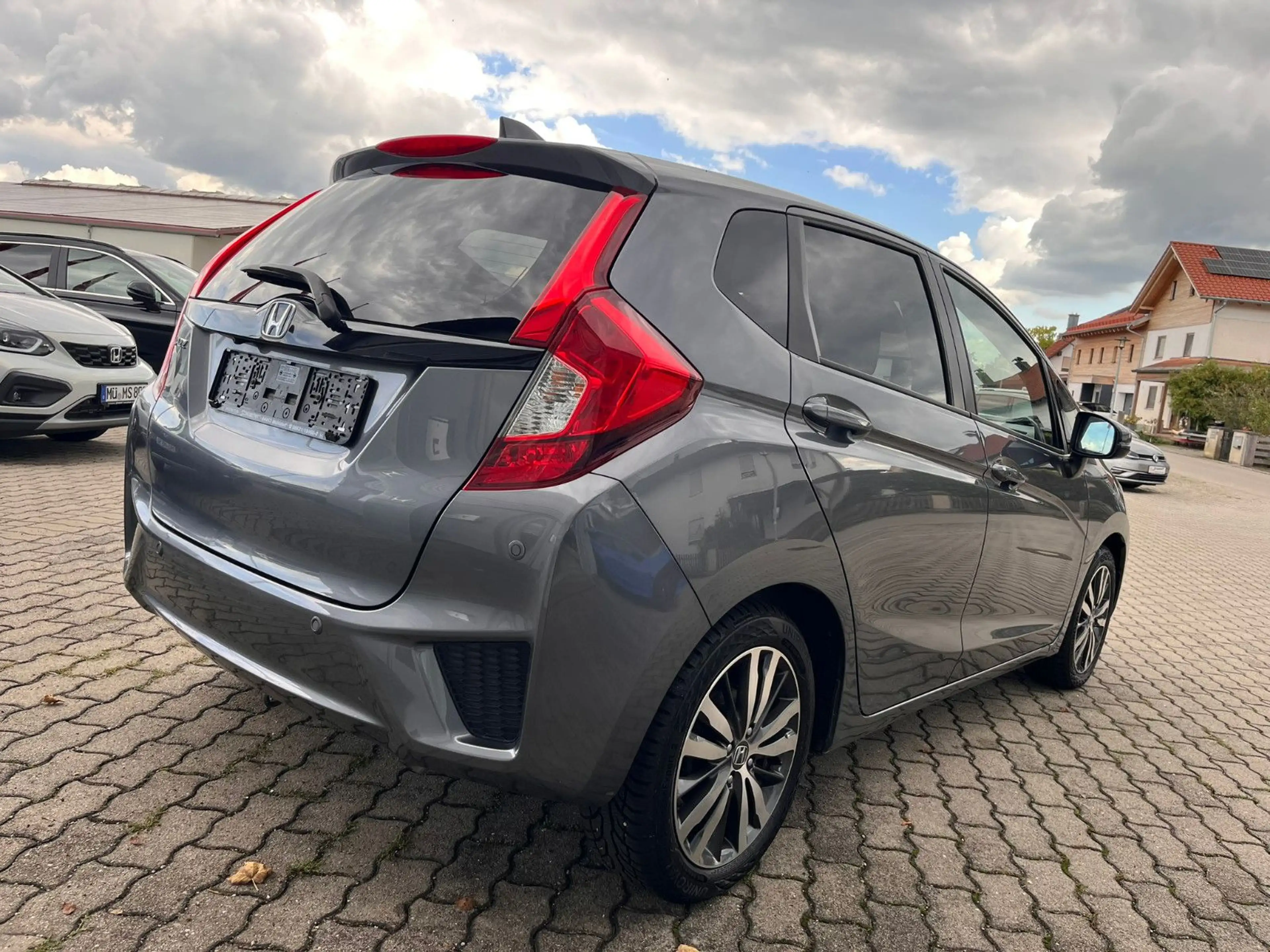 Honda Jazz 1.3 i-VTEC Elegance — photo 9