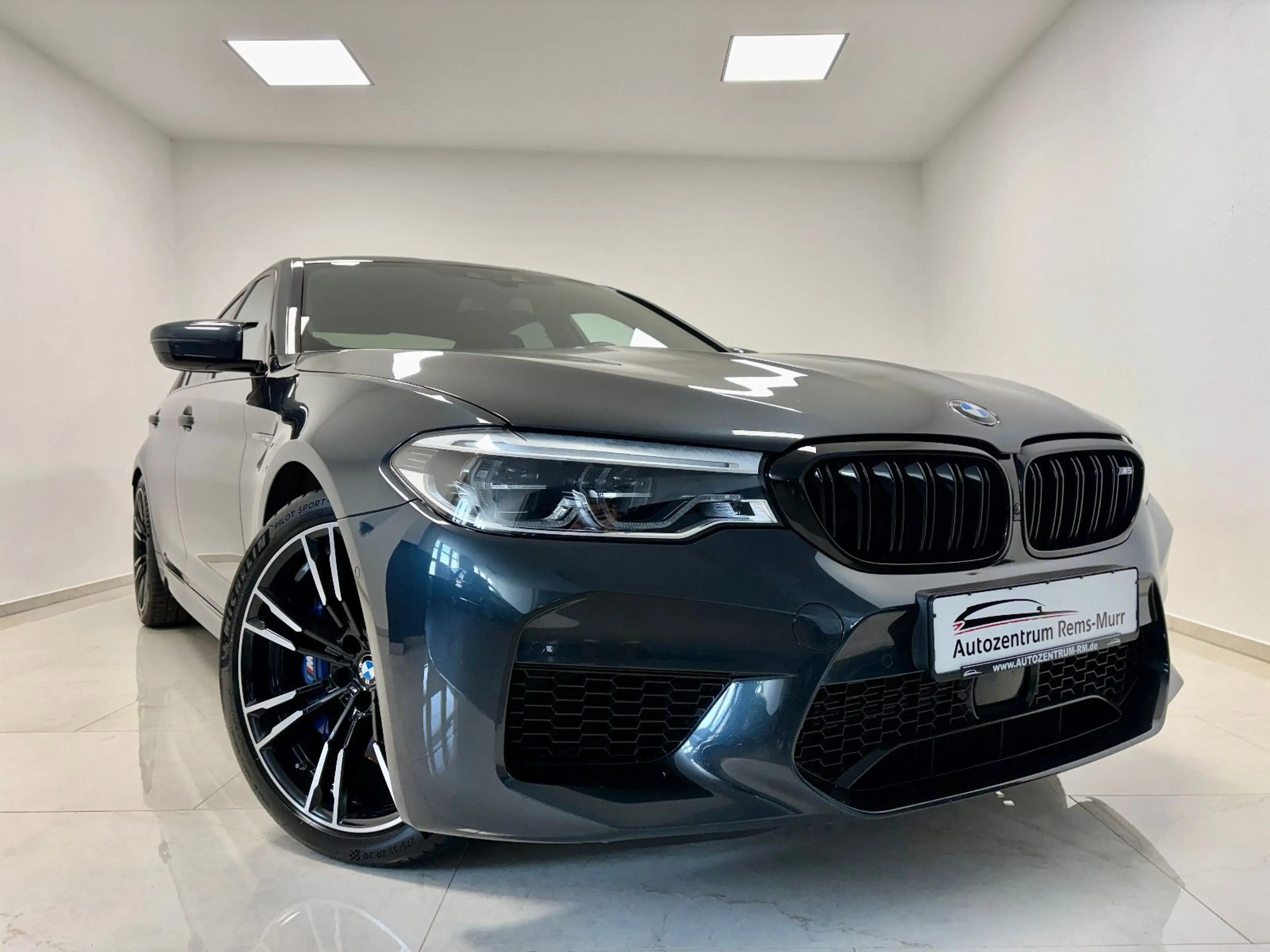BMW M5 Limousine *360°-KAMERA*HEAD-UP*CARBONDACH* — photo 3