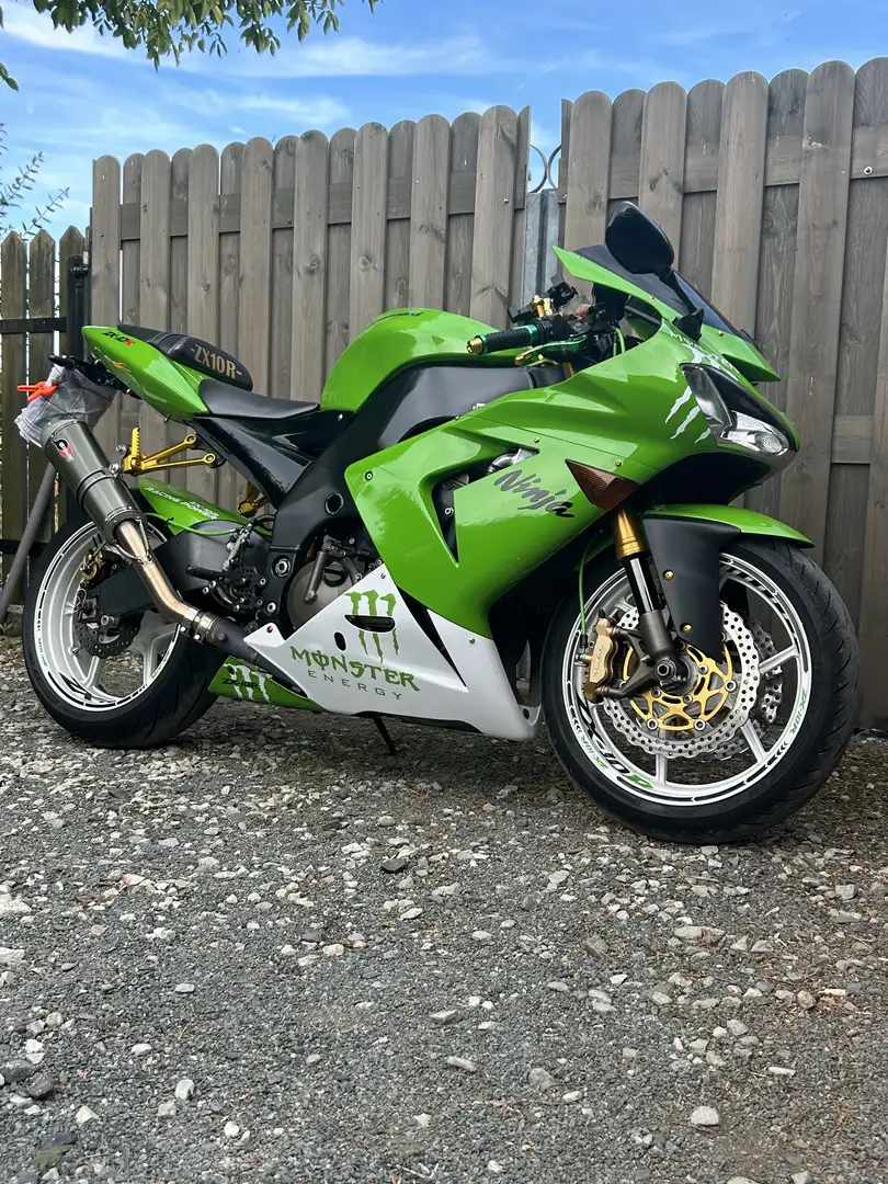 Kawasaki Ninja ZX-10R - 1