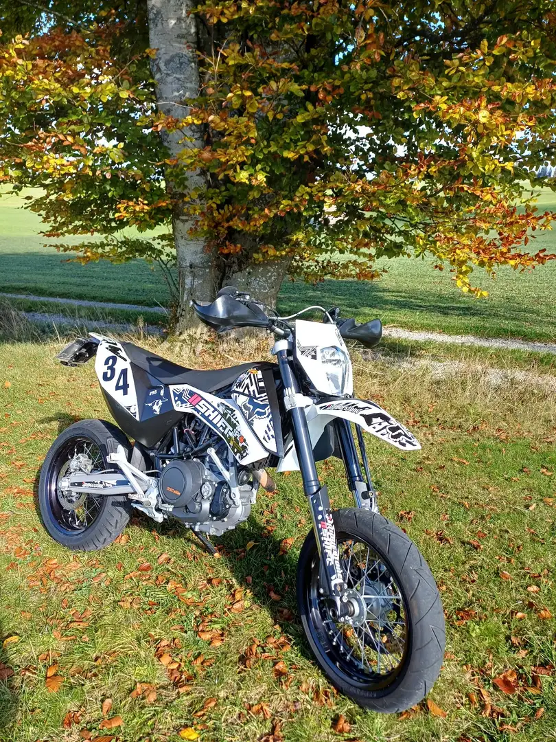 KTM 690 SMC Weiß - 1