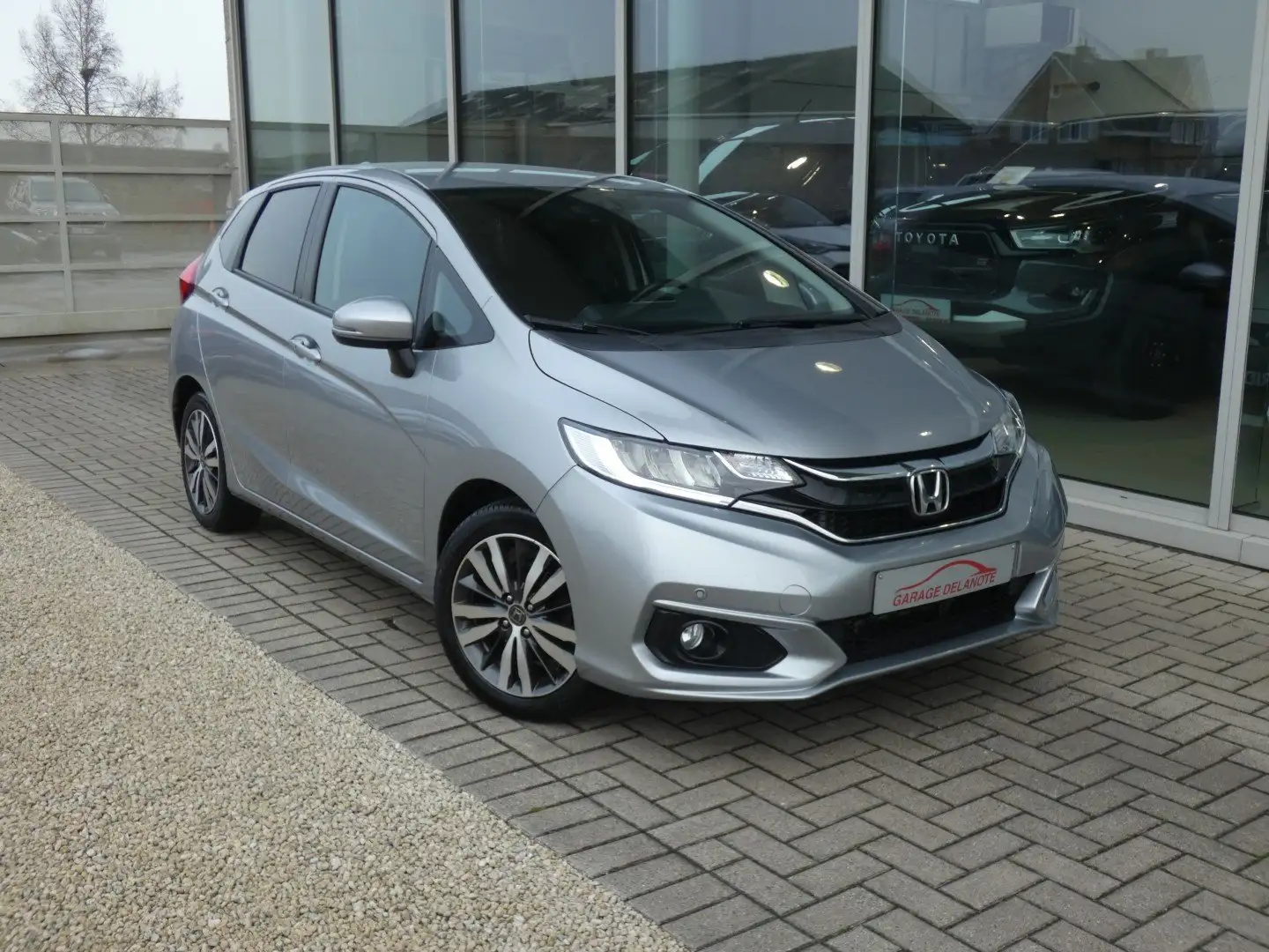 Honda Jazz 1.3i-VTEC Elegance +Parkeersensoren V&A +Camera Grijs - 1