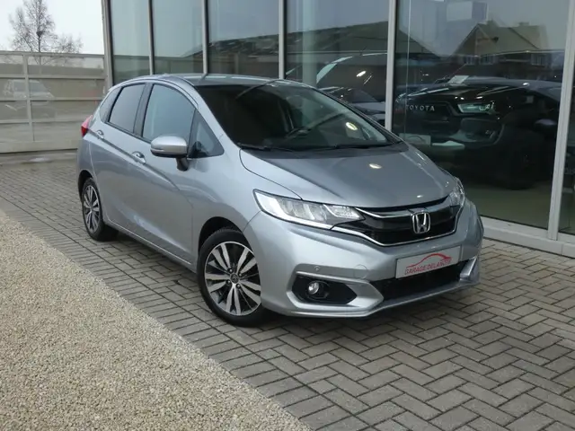 Honda Jazz 1.3i-VTEC Elegance +Parkeersensoren V&A +Camera