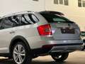 Skoda Octavia 2.0 TDI 184CH SCOUT BREAK Gris - thumbnail 16