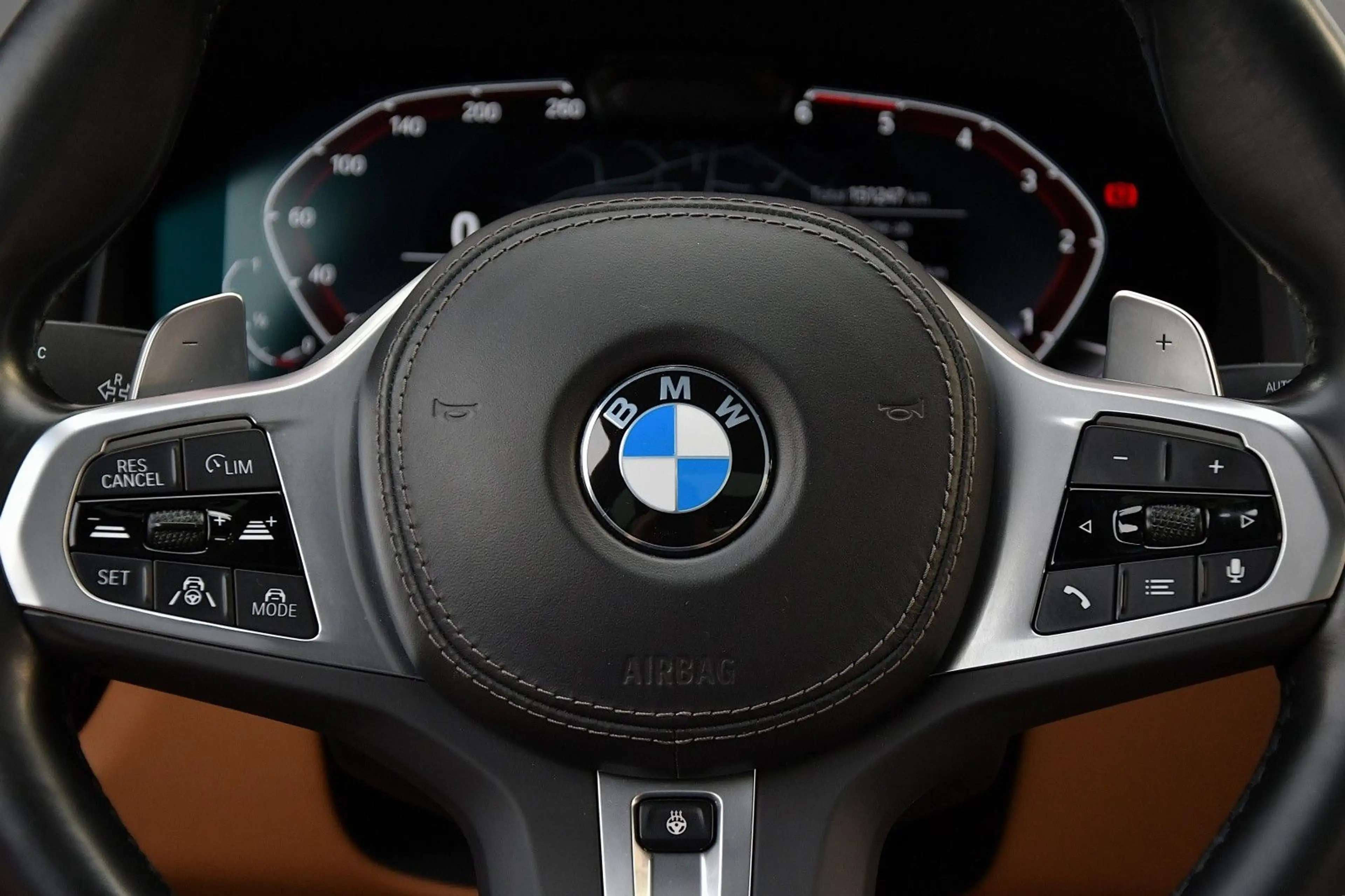BMW 840 d Gran Coupe xDrive M-Paket*LASER*PANORAMA* — photo 9