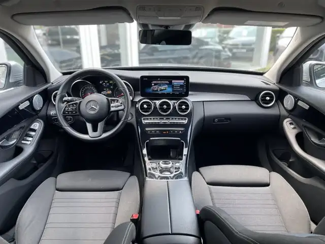 Mercedes-Benz 300 view 12