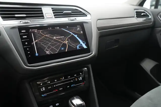 Volkswagen Tiguan Allspace view 28