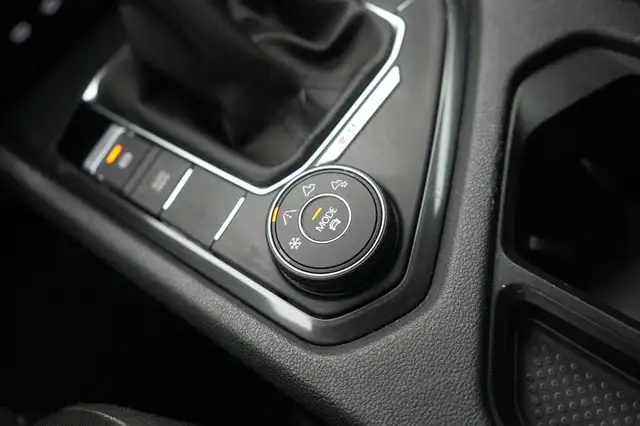 Volkswagen Tiguan Allspace view 23