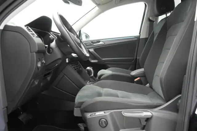 Volkswagen Tiguan Allspace view 10