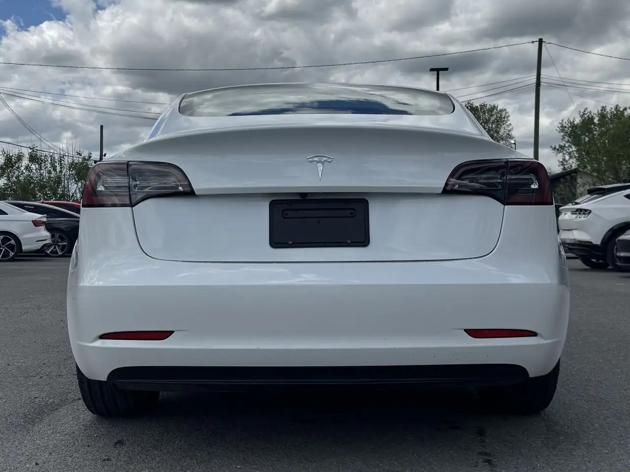 Tesla Model 3 photo Tesla Model 3