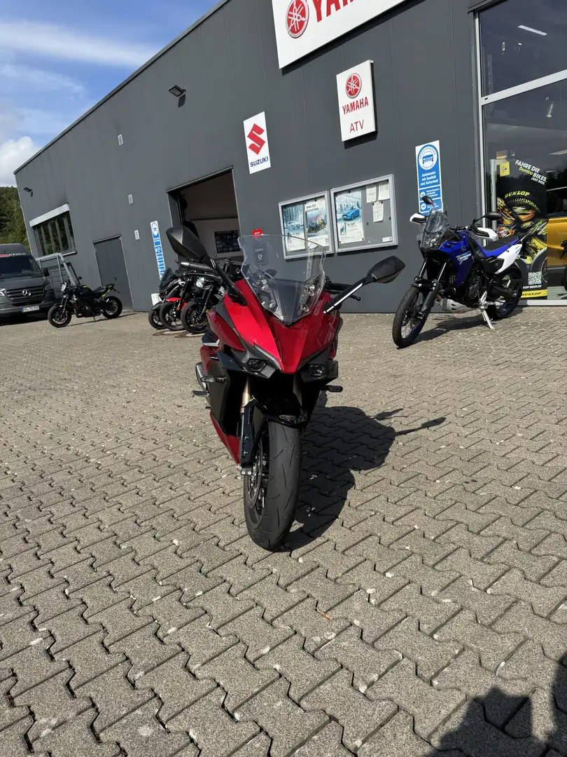 Suzuki GSX S 1000GT UVP 15375.-€ Preisvorteil 2385,-€ Rojo - 2
