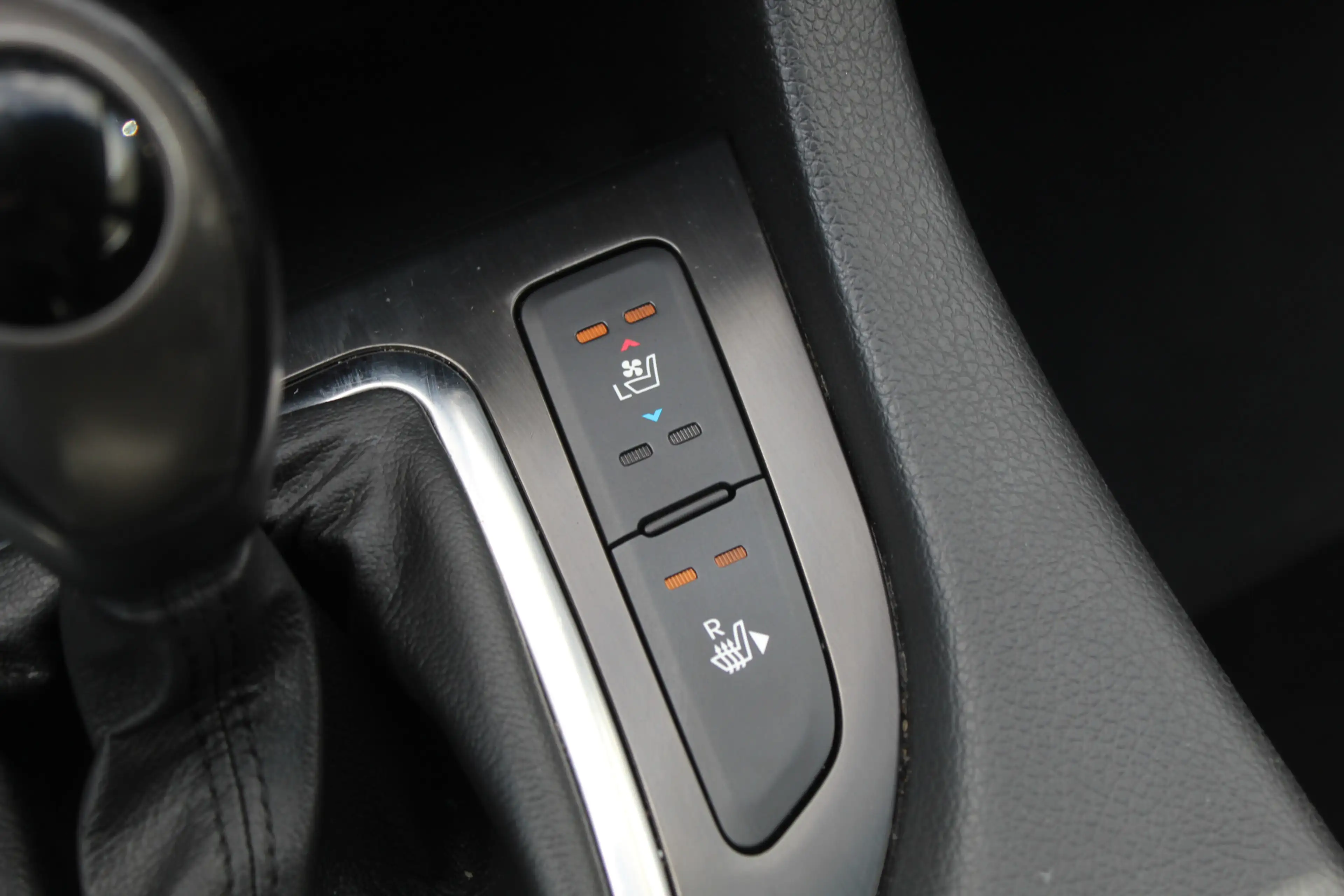 Kia Optima 2.0 CVVT Hybrid Super Pack AUTOMAAT/Navigatie/Clim — photo 30