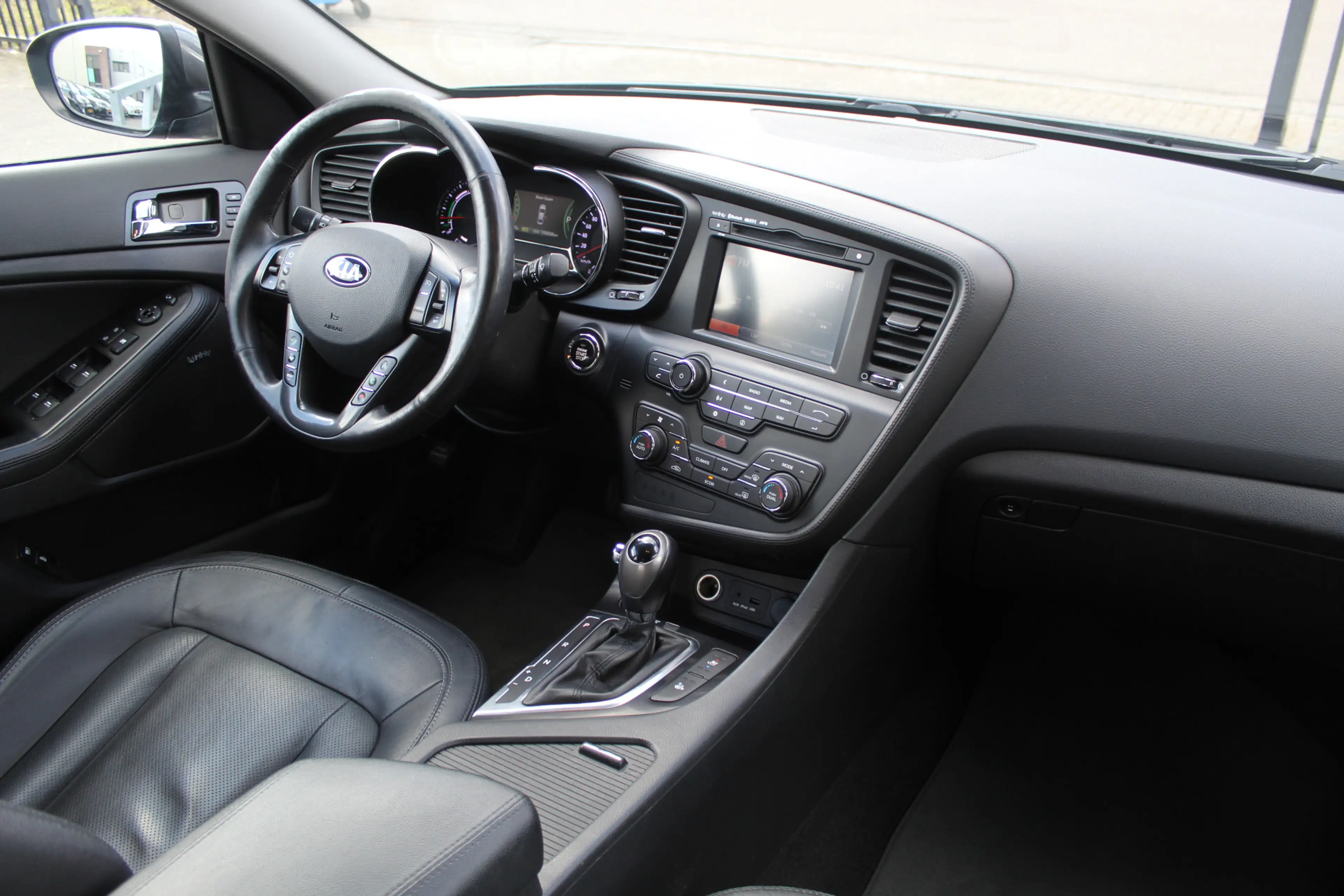 Kia Optima 2.0 CVVT Hybrid Super Pack AUTOMAAT/Navigatie/Clim — photo 2