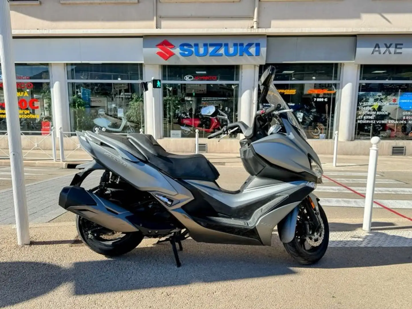 Kymco Xciting 400i Gris - 1
