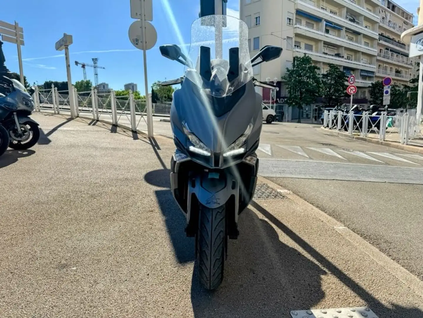 Kymco Xciting 400i Gris - 2