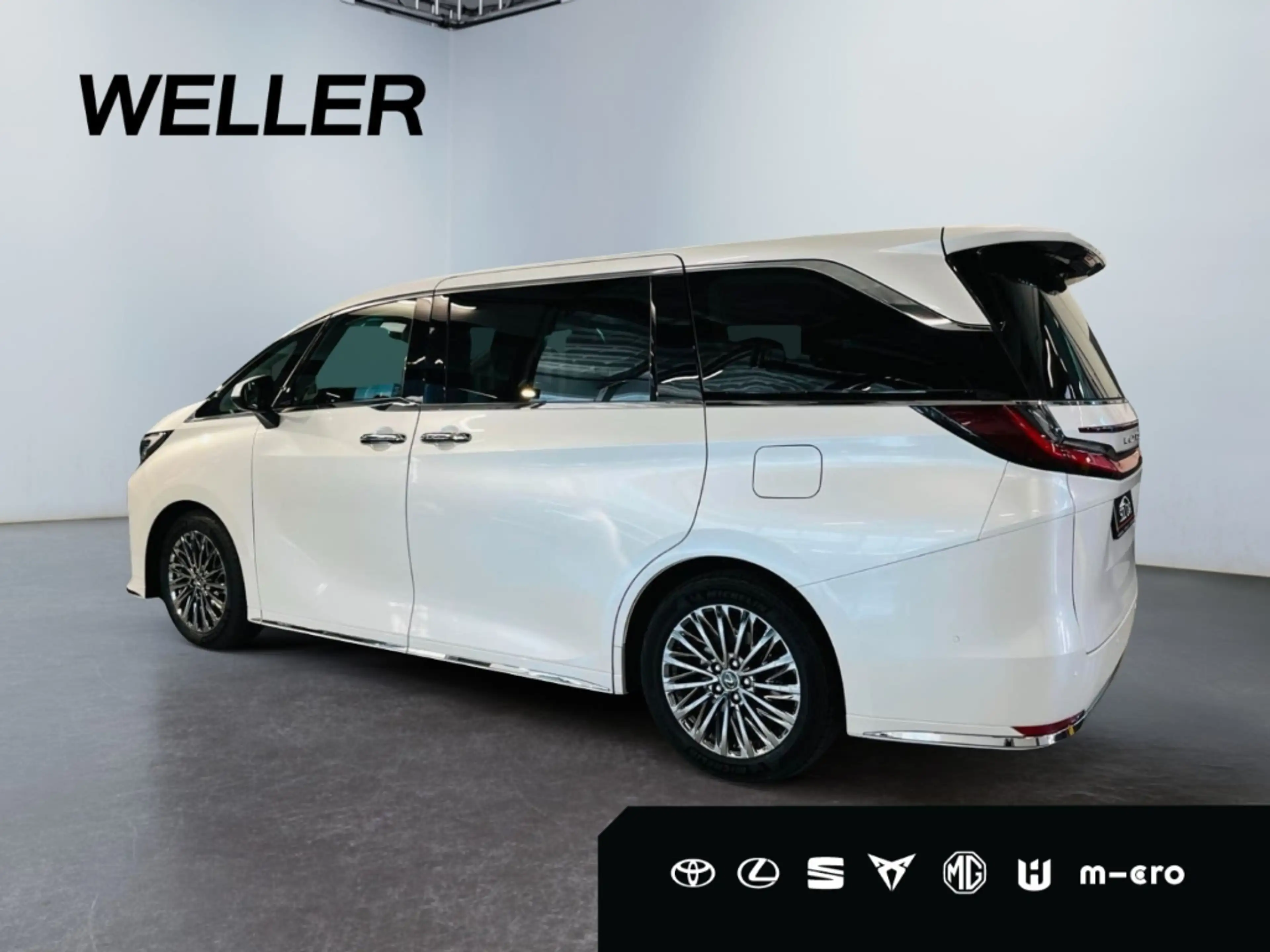 Lexus LM 350h Executive Vorführer sofort Verfügbar! — photo 3