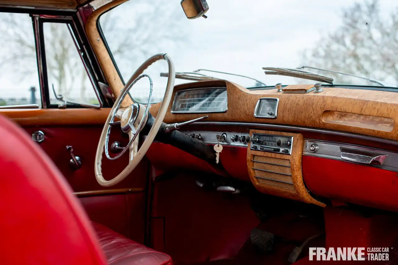 Mercedes-Benz 220 S Cabriolet, foto 12