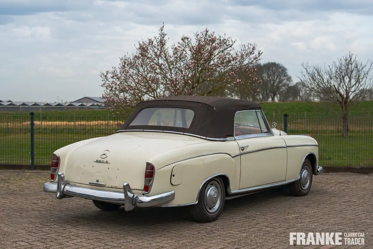 Mercedes-Benz 220 S Cabriolet, foto 11