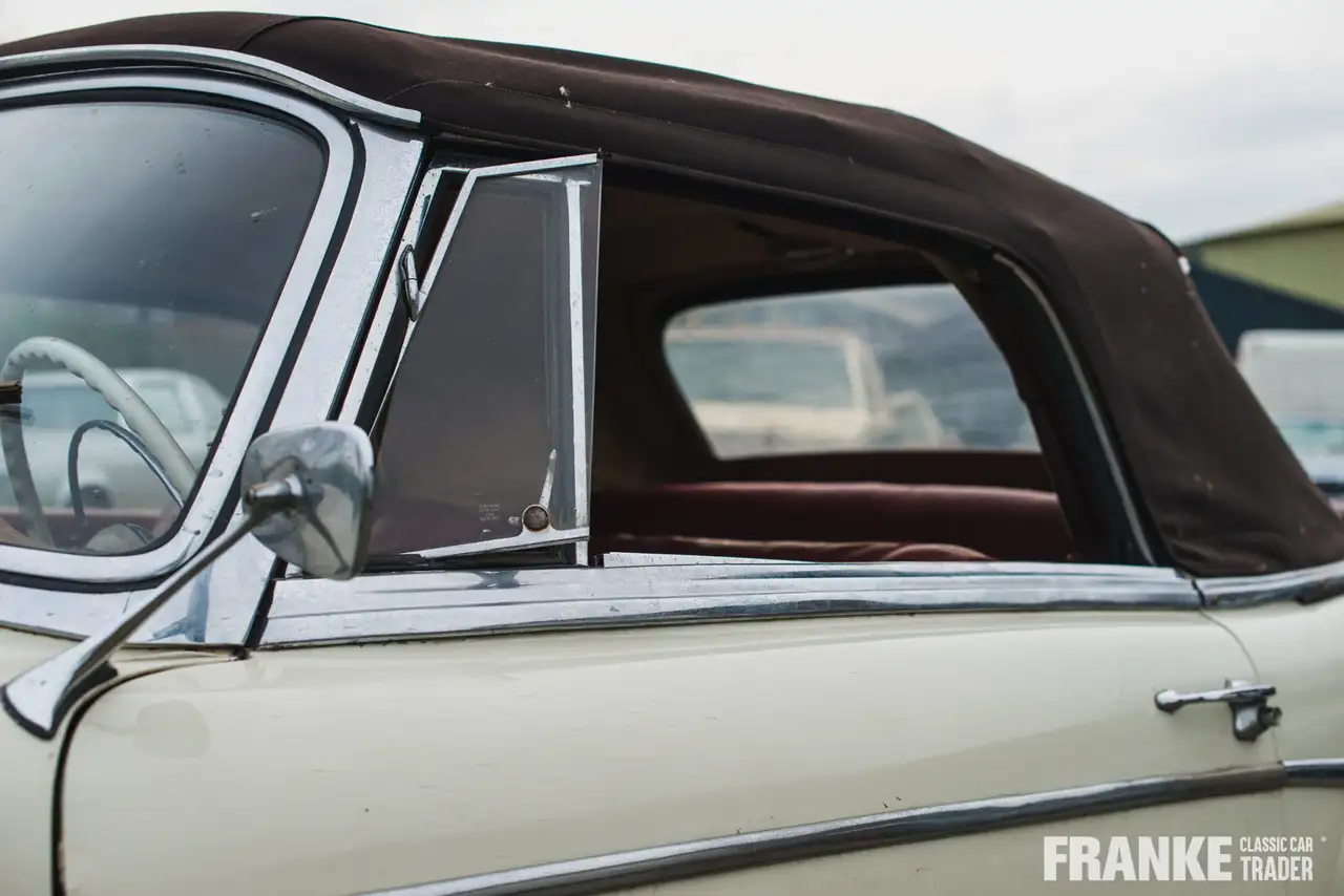 Mercedes-Benz 220 S Cabriolet, foto 7