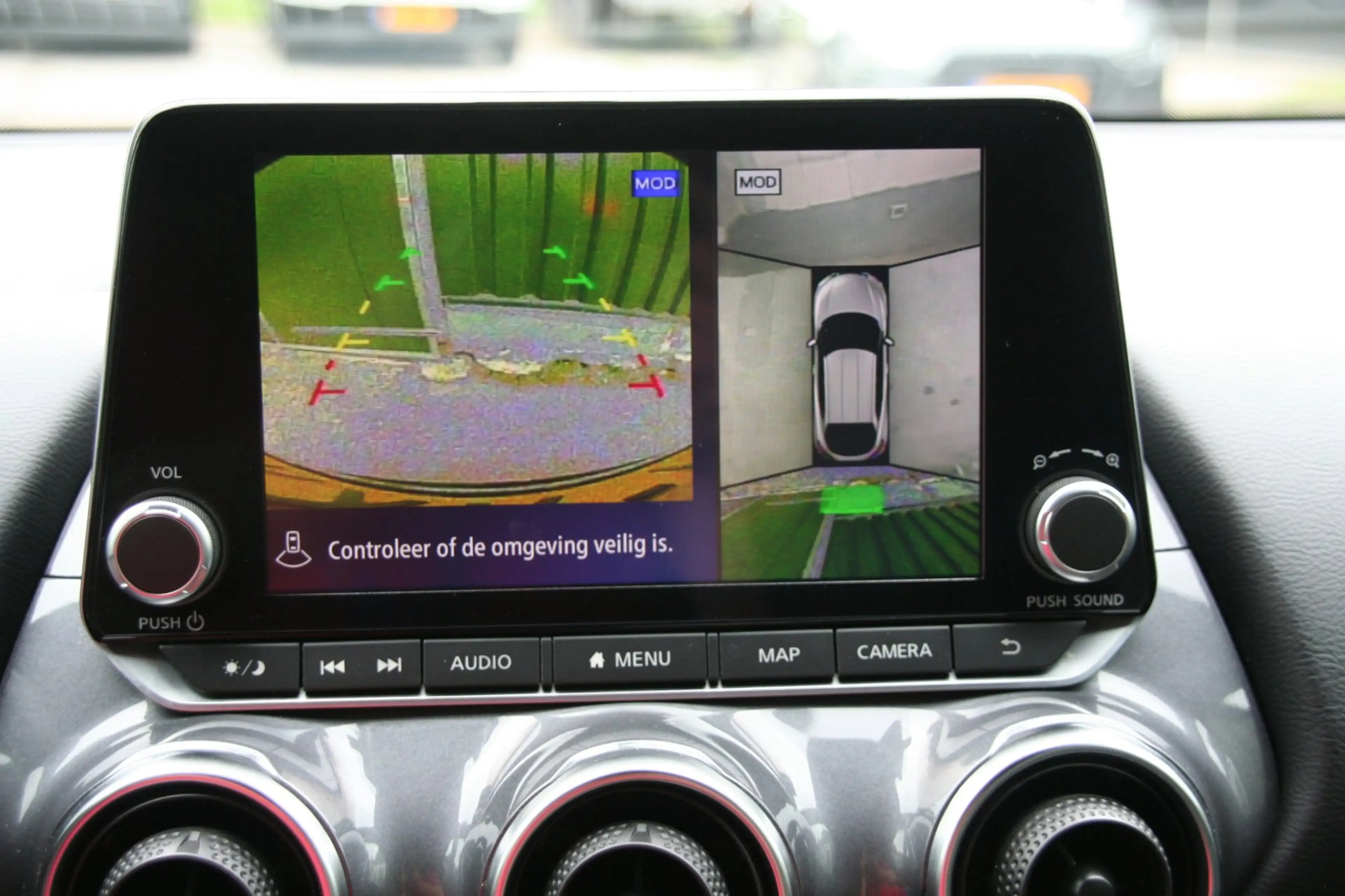 Nissan Juke 1.6 Hybrid Tekna, CLIMA, NAVI, 360 CAMERA, HALF LE — photo 27