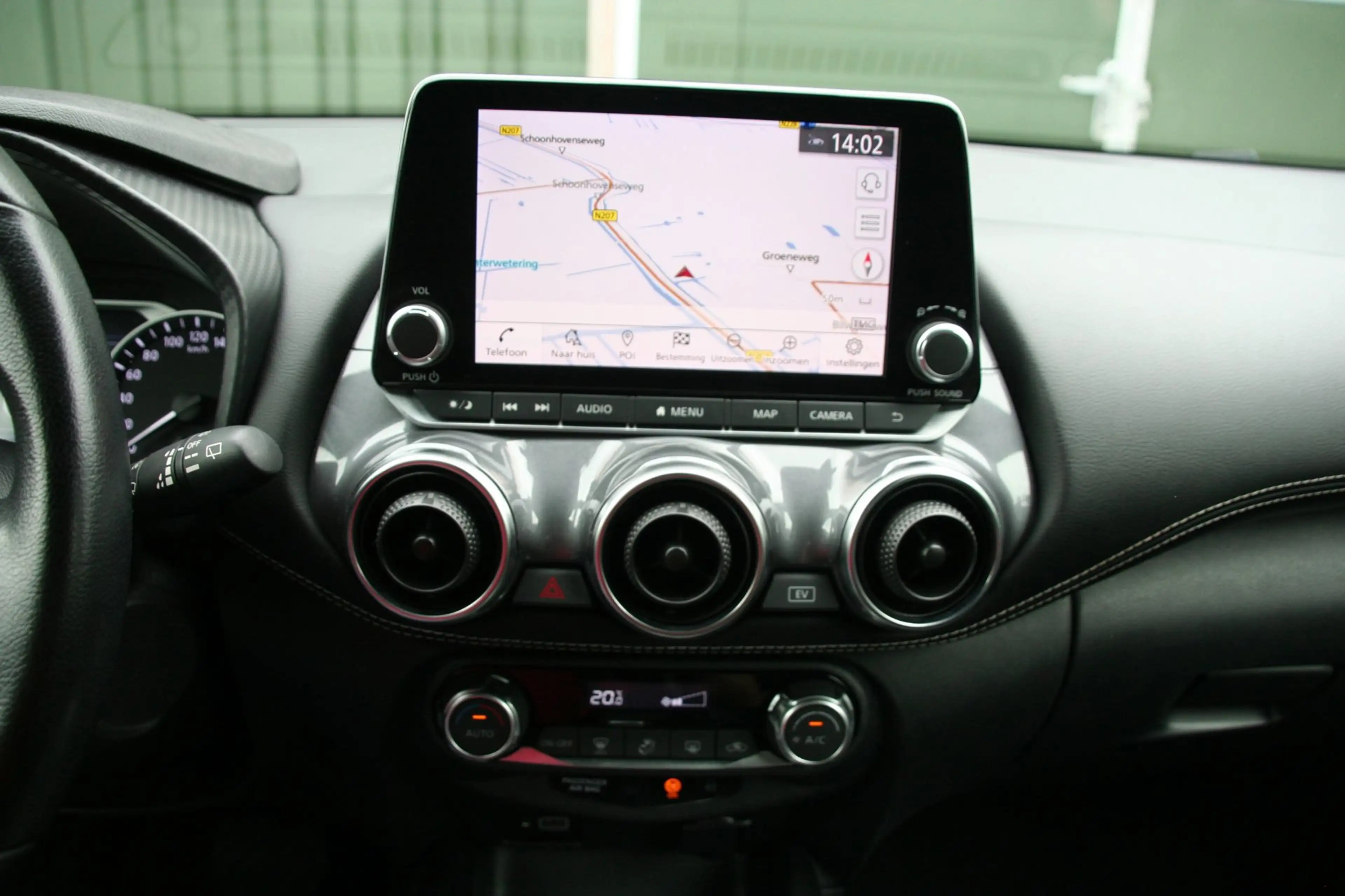 Nissan Juke 1.6 Hybrid Tekna, CLIMA, NAVI, 360 CAMERA, HALF LE — photo 25