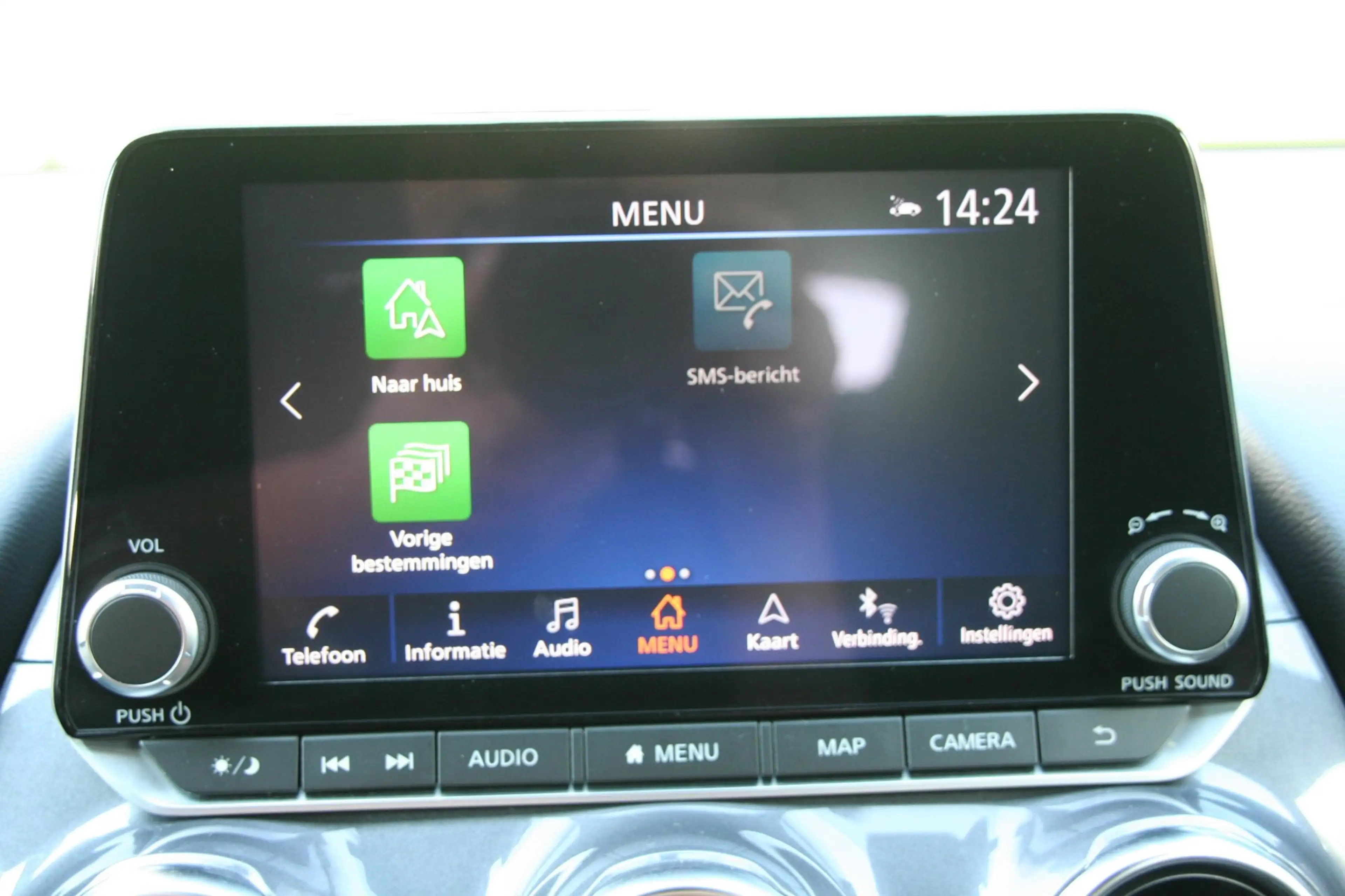 Nissan Juke 1.6 Hybrid Tekna, CLIMA, NAVI, 360 CAMERA, HALF LE — photo 30