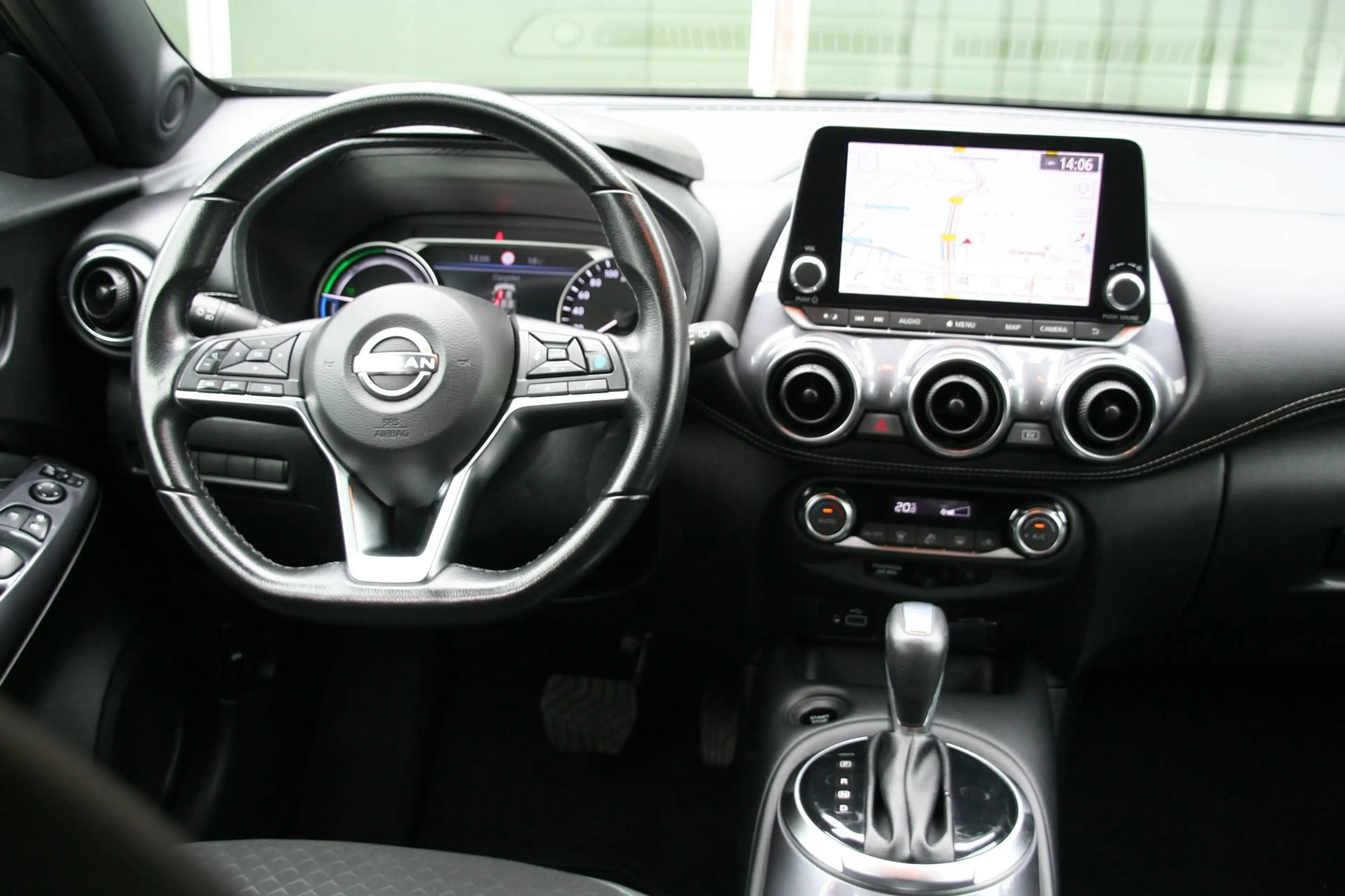 Nissan Juke 1.6 Hybrid Tekna, CLIMA, NAVI, 360 CAMERA, HALF LE — photo 15