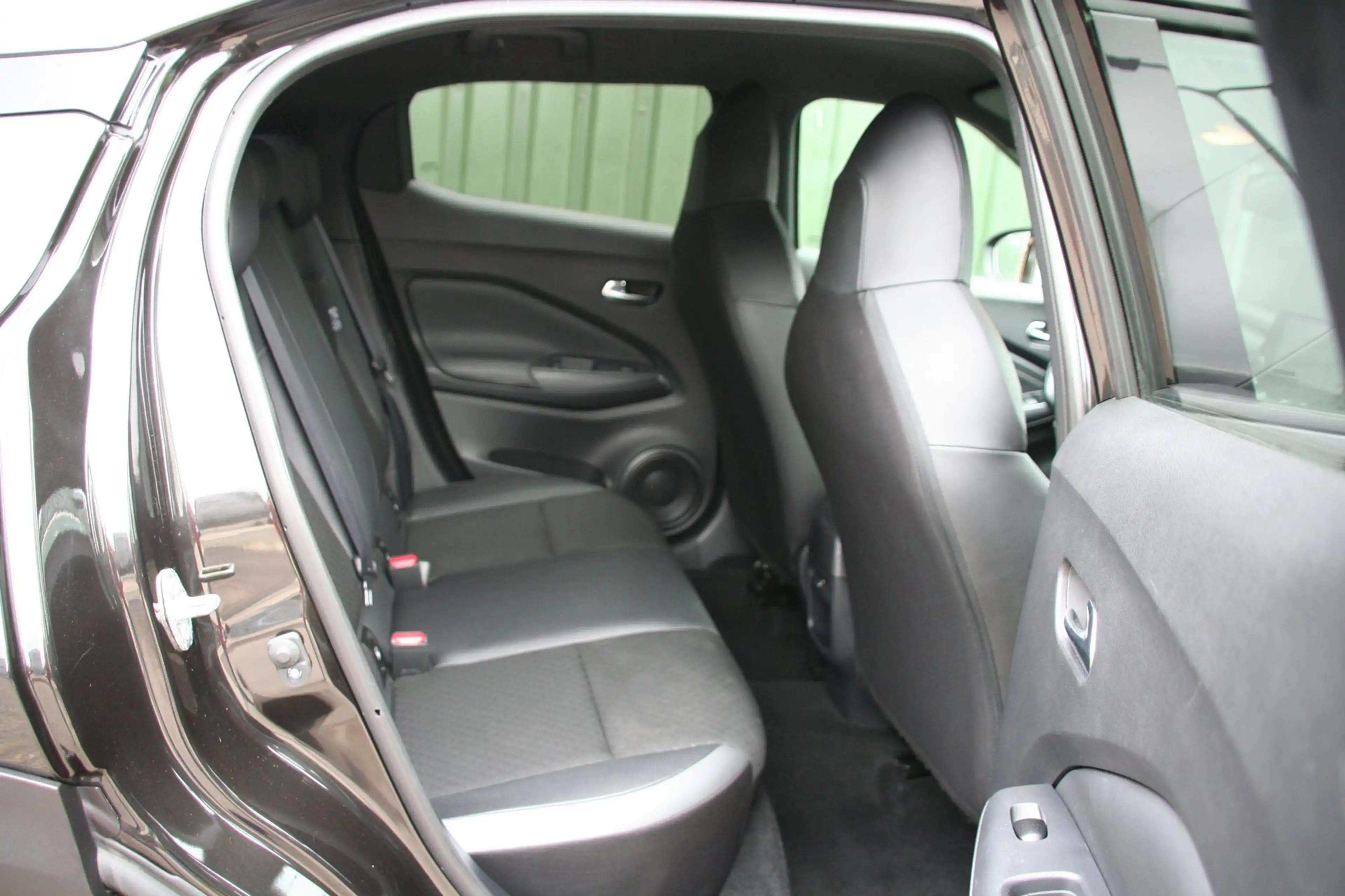 Nissan Juke 1.6 Hybrid Tekna, CLIMA, NAVI, 360 CAMERA, HALF LE — photo 41