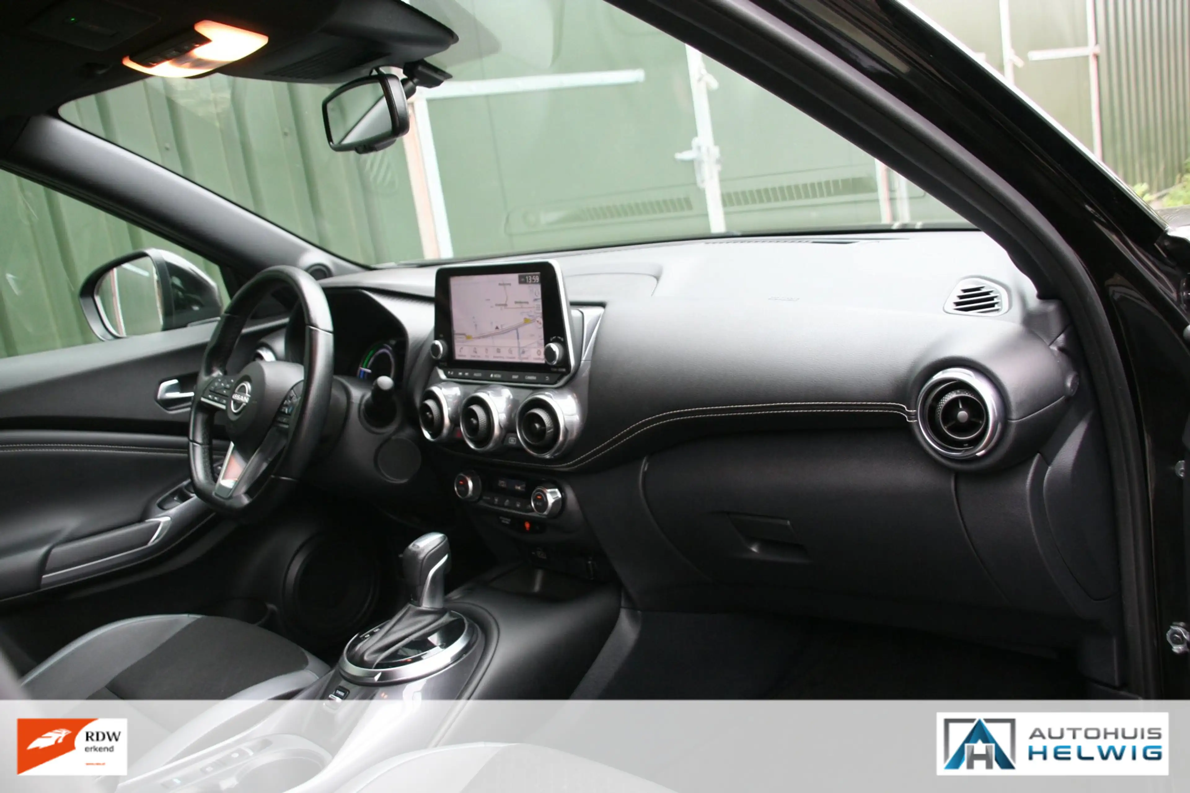 Nissan Juke 1.6 Hybrid Tekna, CLIMA, NAVI, 360 CAMERA, HALF LE — photo 40