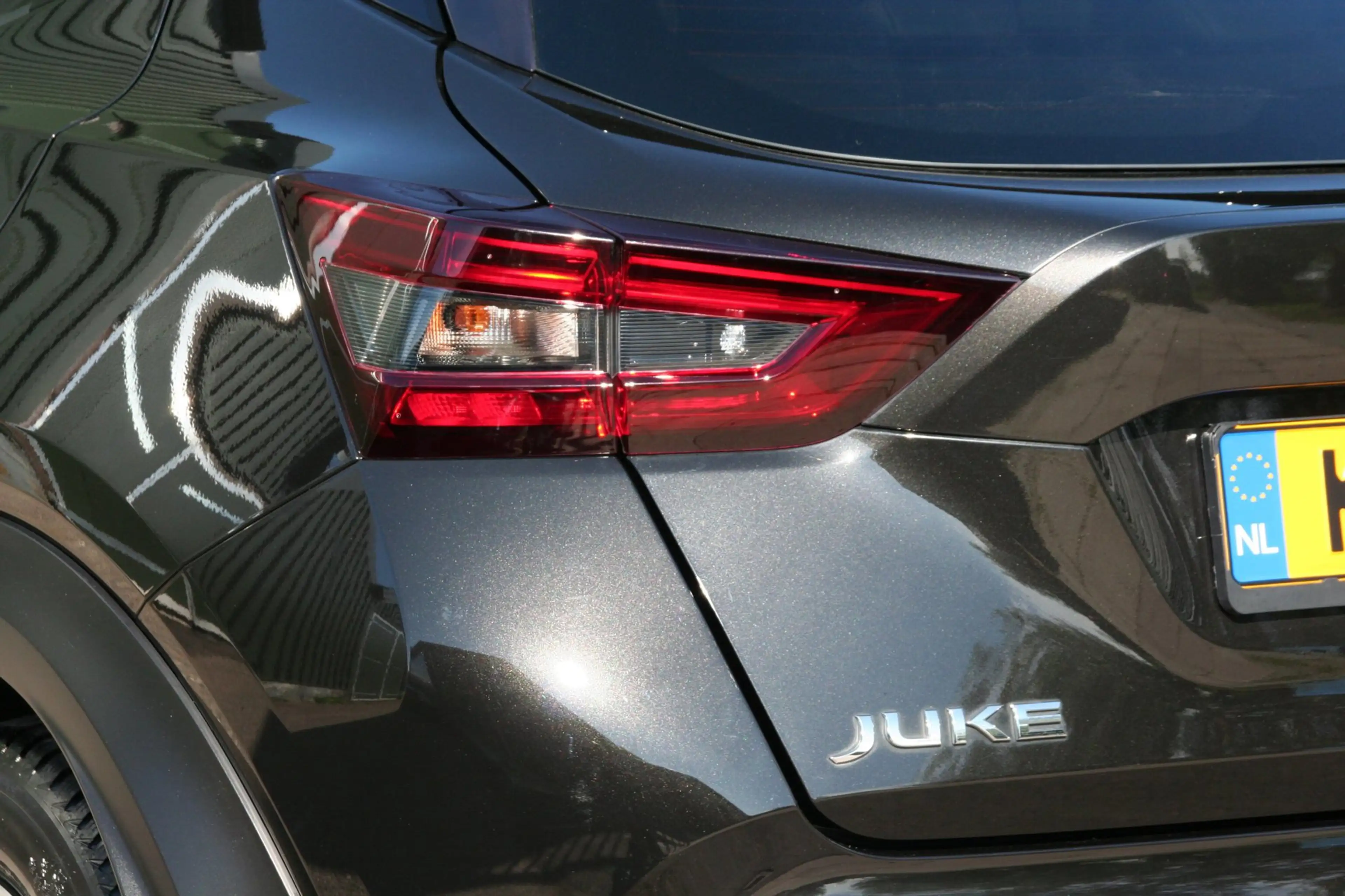 Nissan Juke 1.6 Hybrid Tekna, CLIMA, NAVI, 360 CAMERA, HALF LE — photo 11