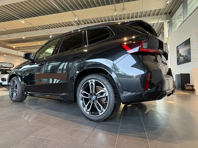BMW X1 view 5