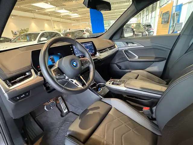 BMW X1 view 13