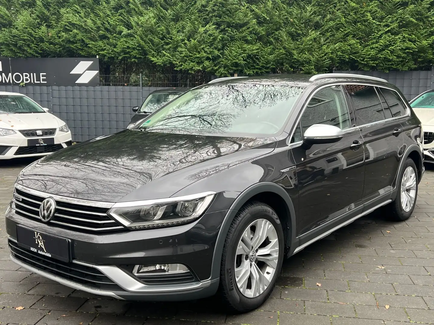 Volkswagen Passat Alltrack *ZAHNR.NEU*|Kamera|LED|Massage| Grau - 1