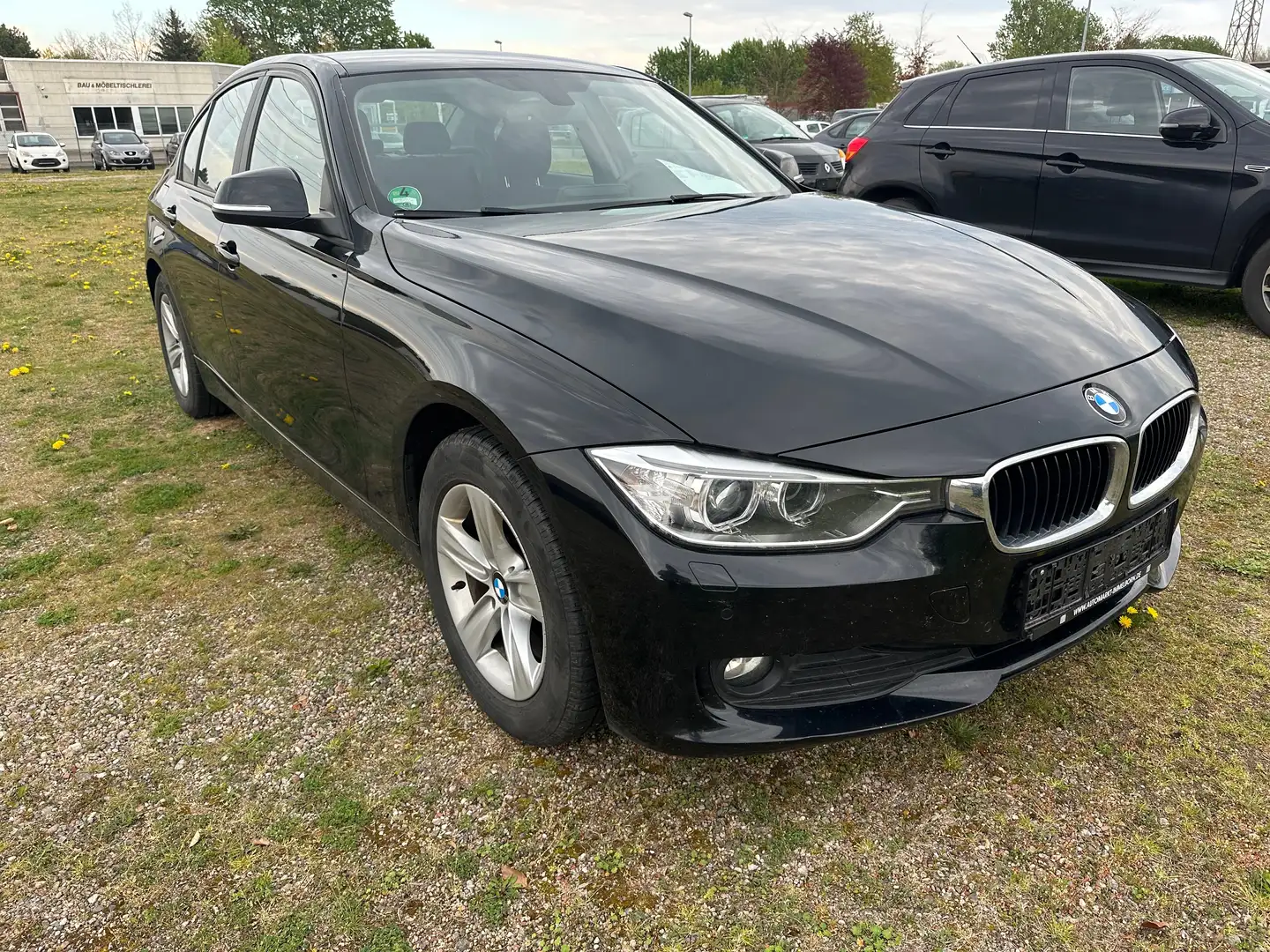 BMW 320 Noir - 2