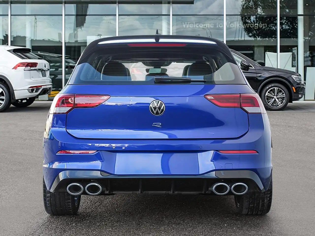Volkswagen Golf R снимка Volkswagen Golf R