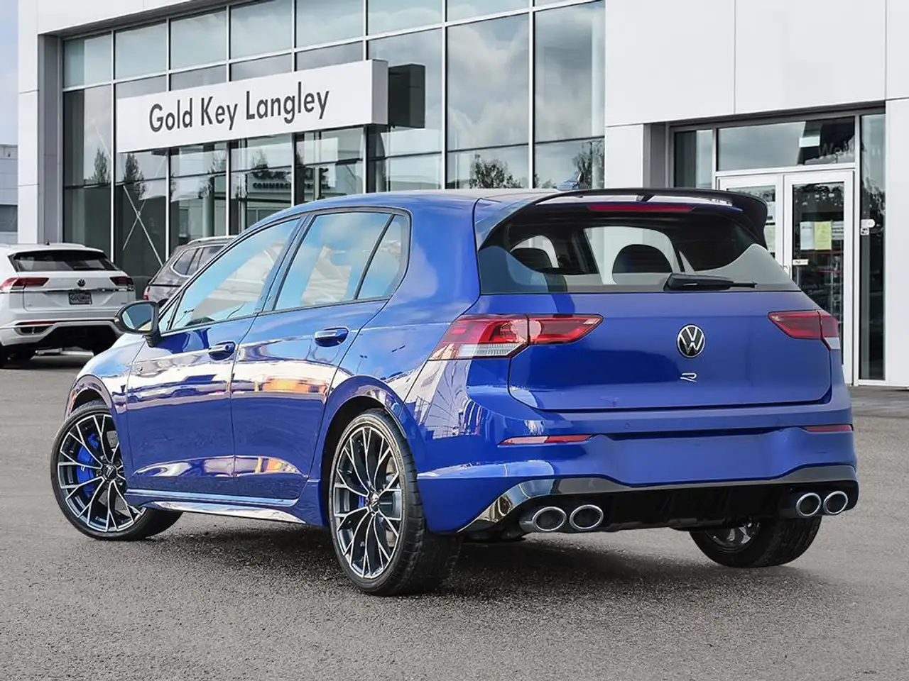 Volkswagen Golf R снимка Volkswagen Golf R