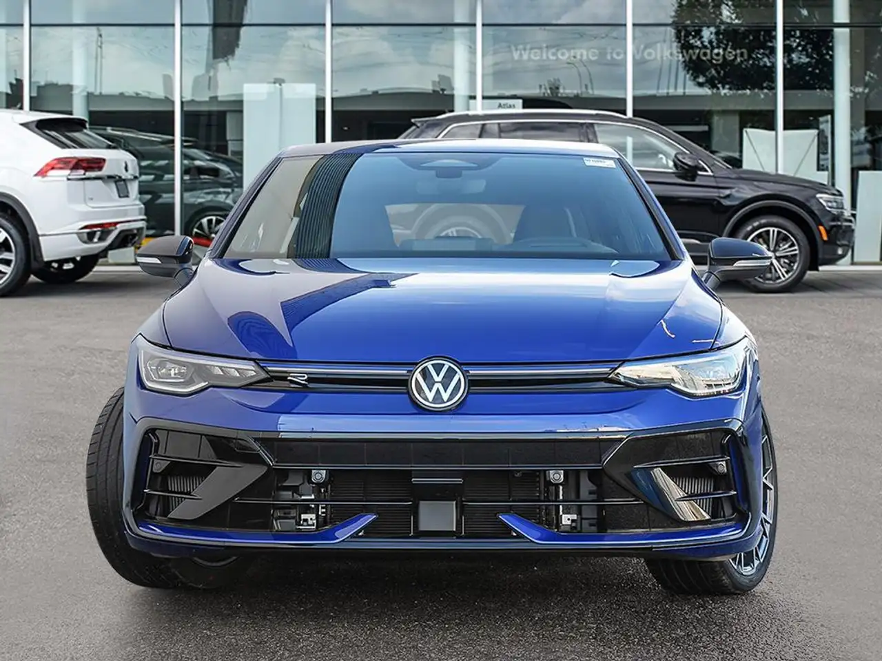 Volkswagen Golf R снимка Volkswagen Golf R